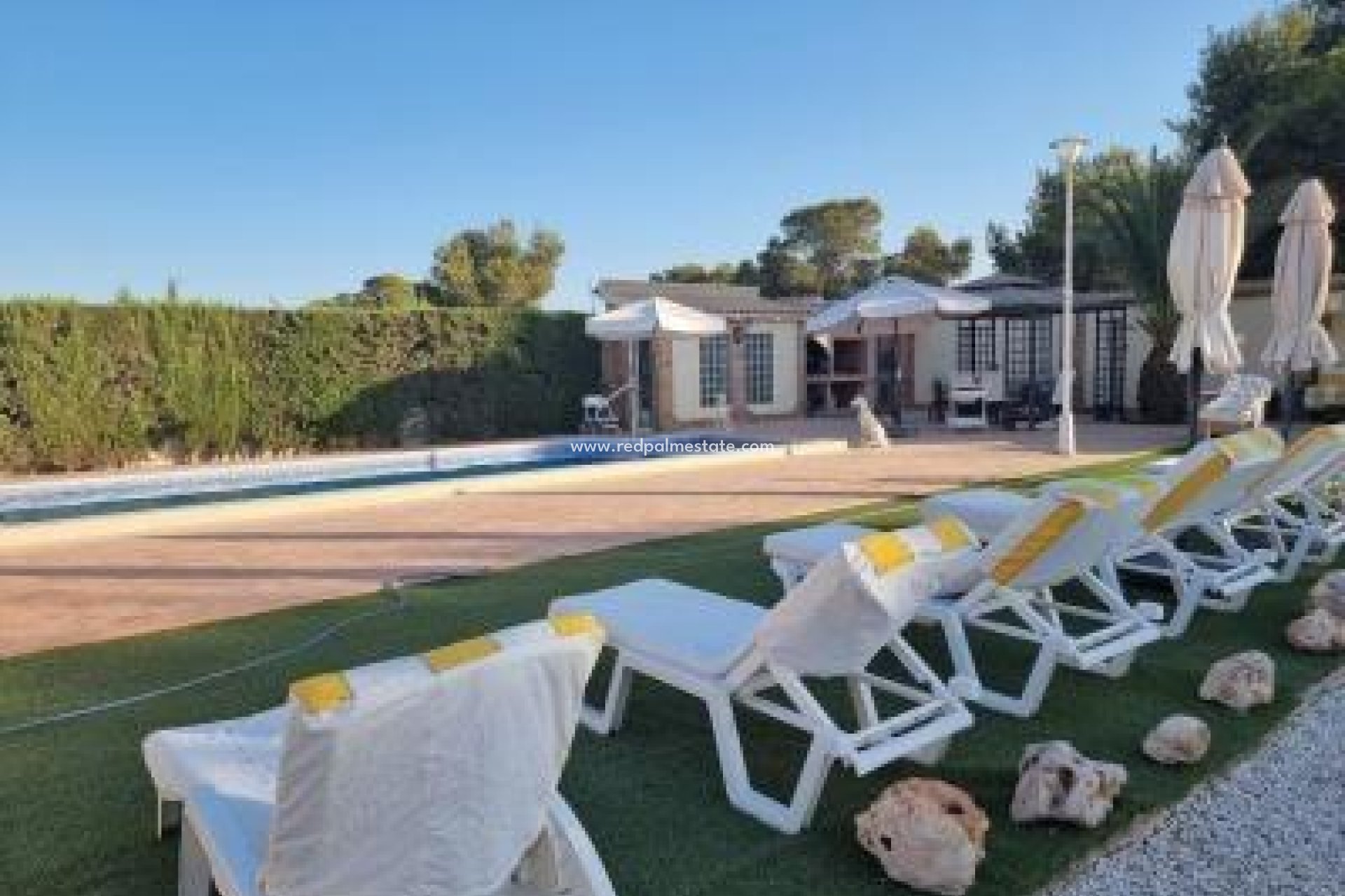 Resale - Villa -
Orihuela Costa - Las Filipinas