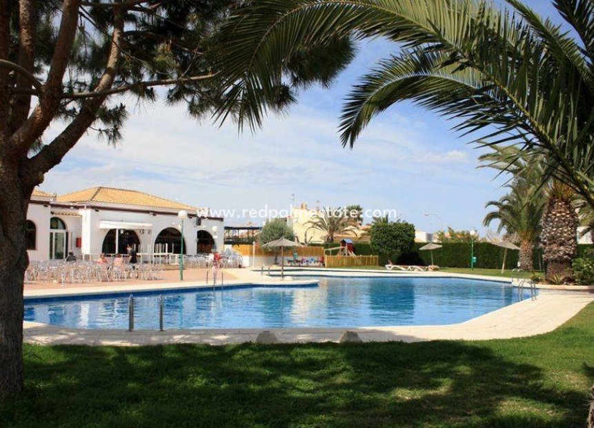 Resale - Villa -
Orihuela Costa - Las Mimosas