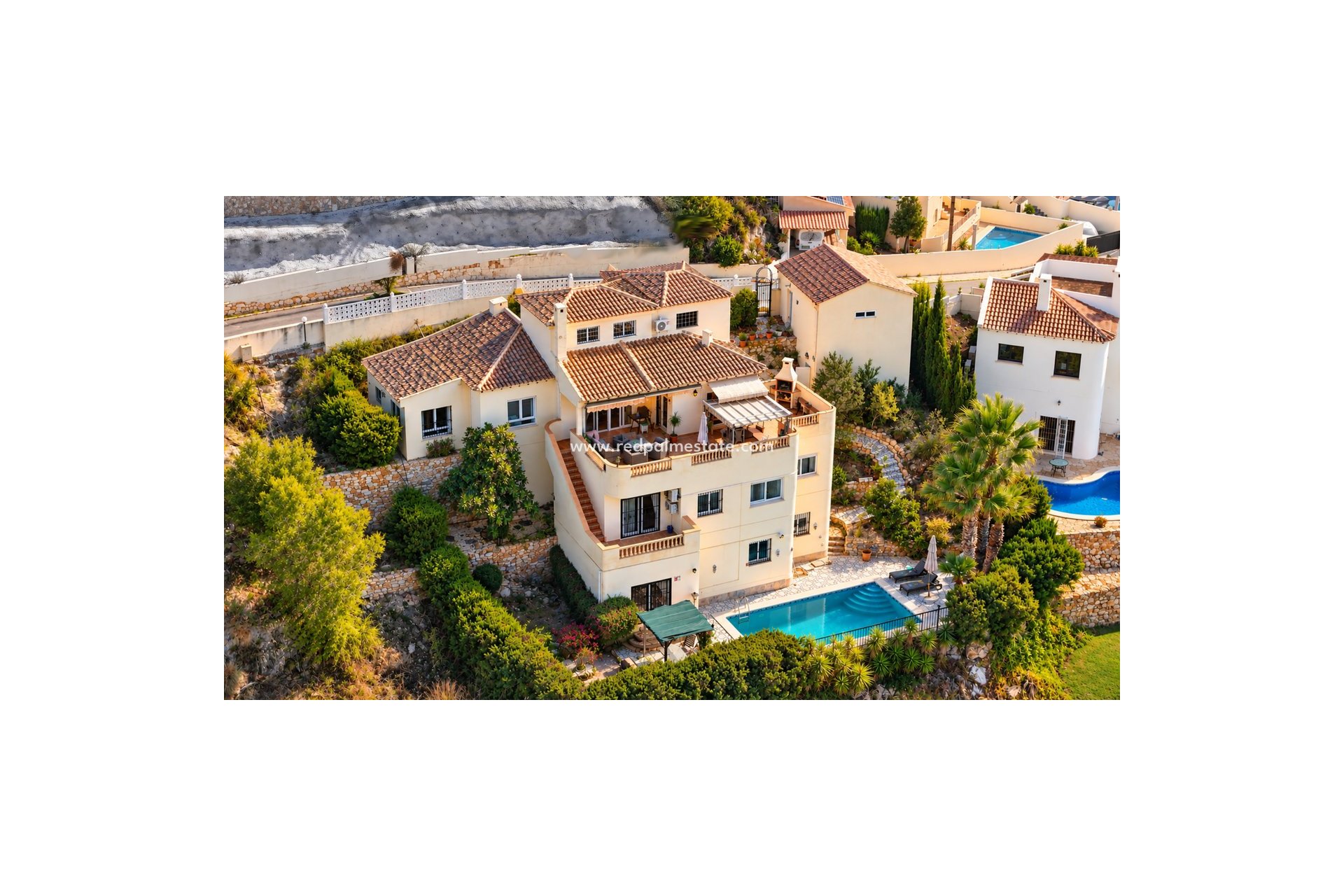 Resale - Villa -
Orihuela Costa - Las Ramblas Golf