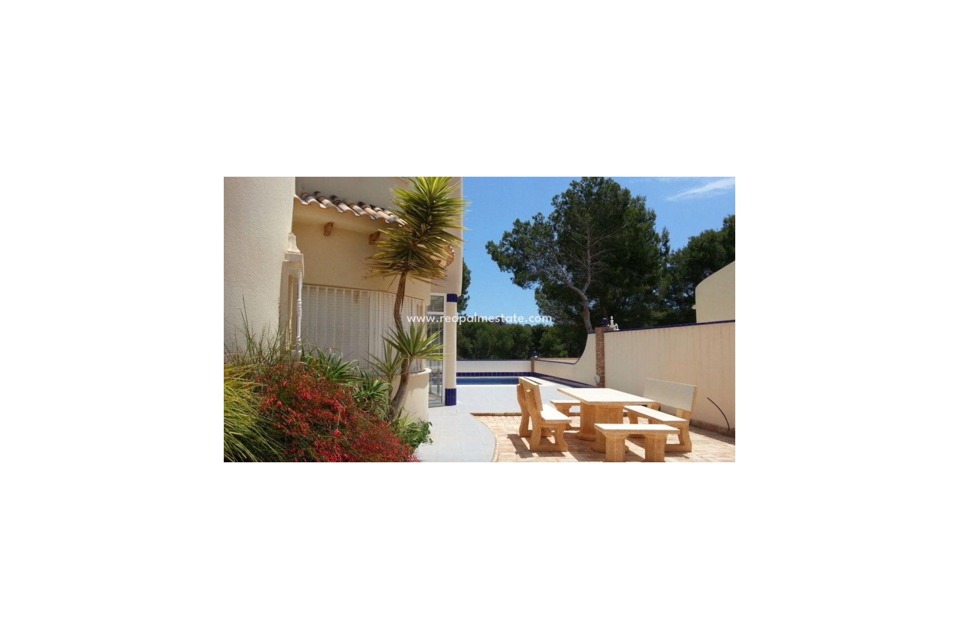 Resale - Villa -
Orihuela Costa - Las Ramblas Golf