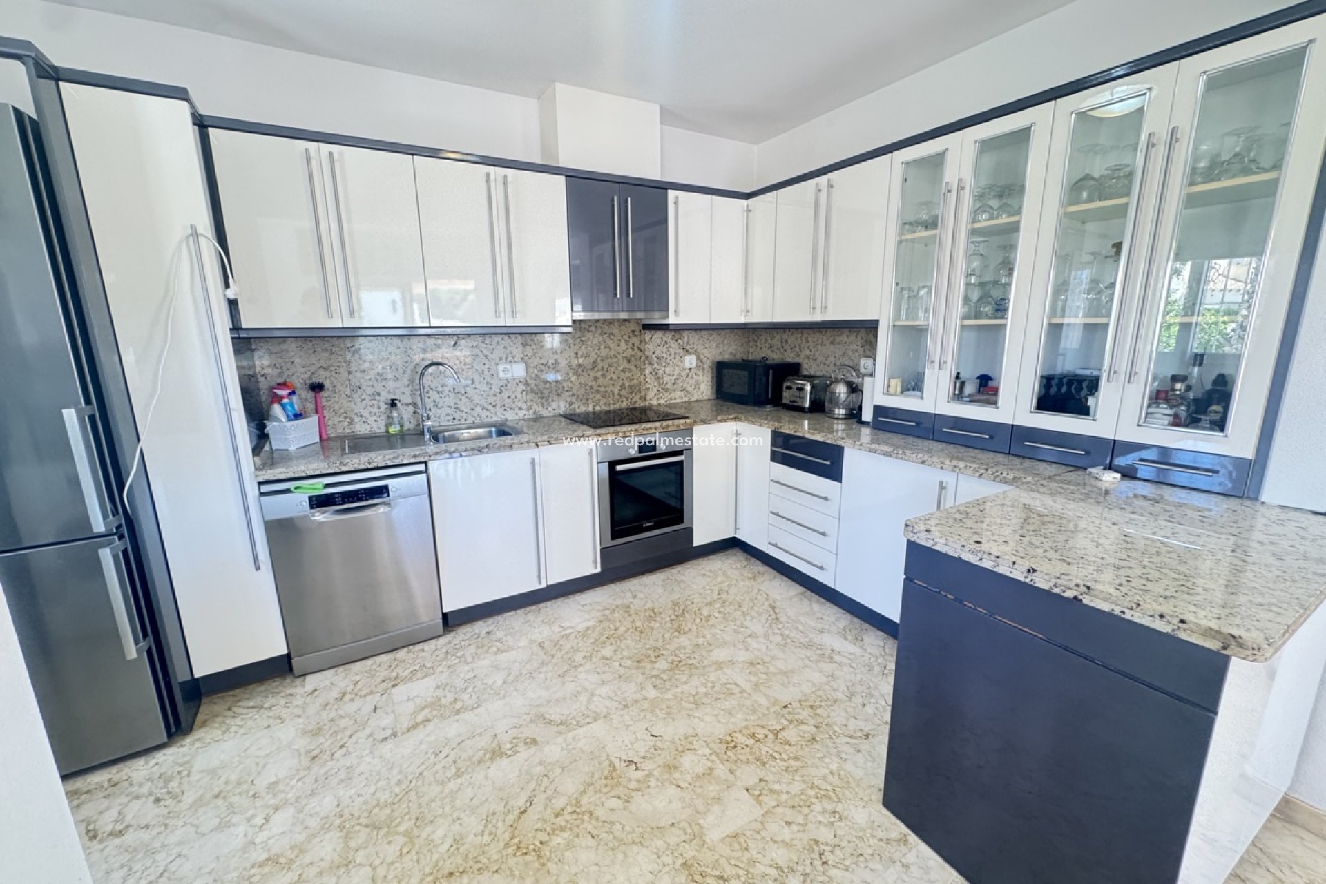 Resale - Villa -
Orihuela Costa - Las Ramblas Golf