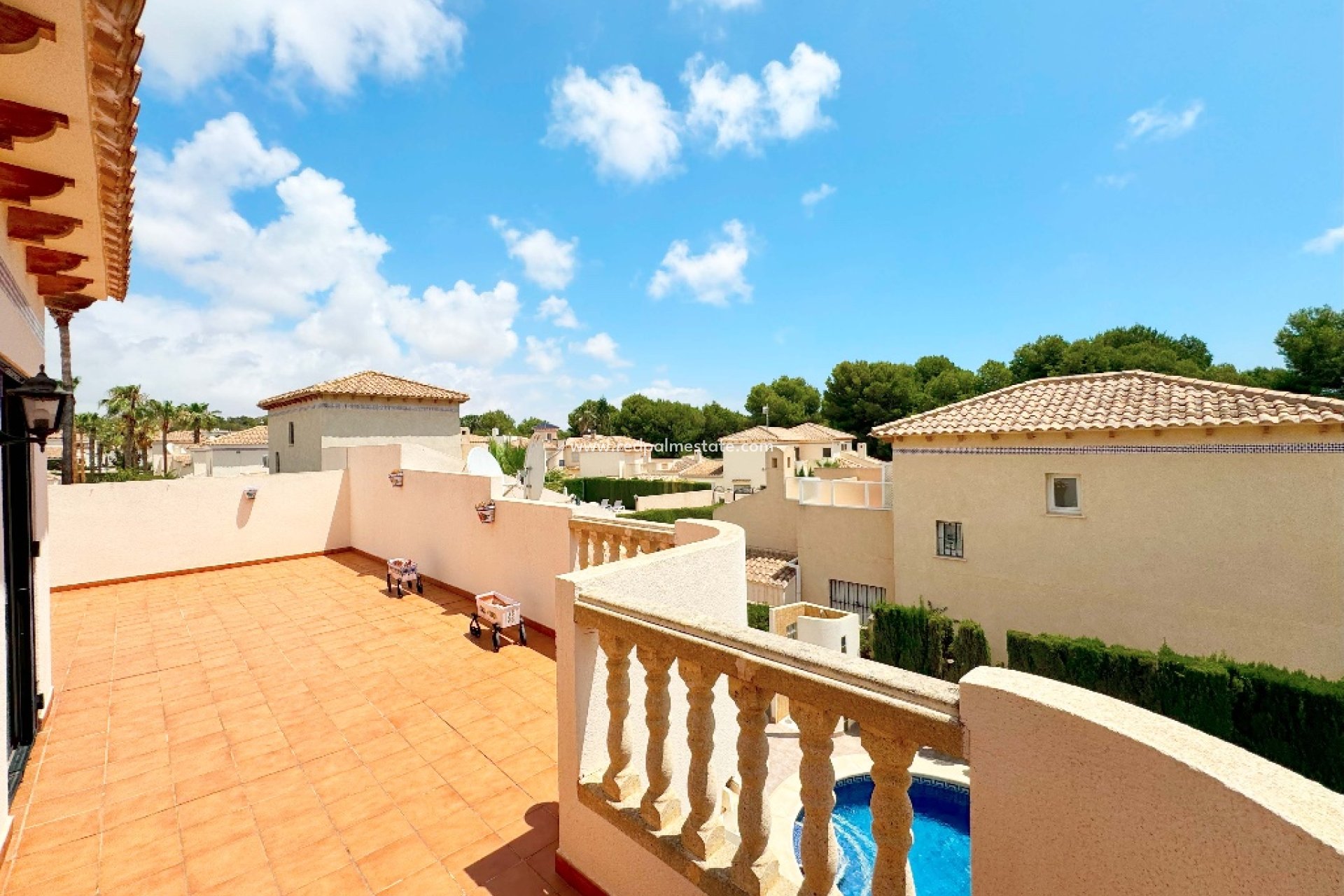 Resale - Villa -
Orihuela Costa - Las Ramblas