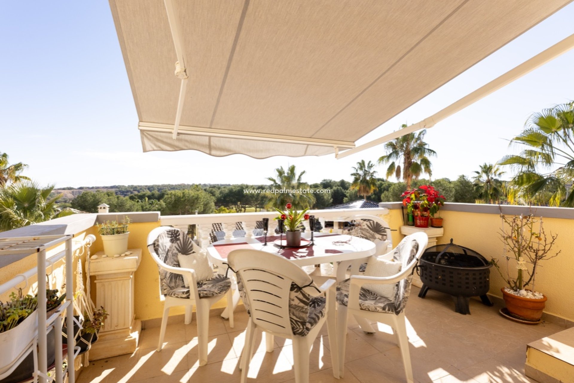 Resale - Villa -
Orihuela Costa - Las Ramblas