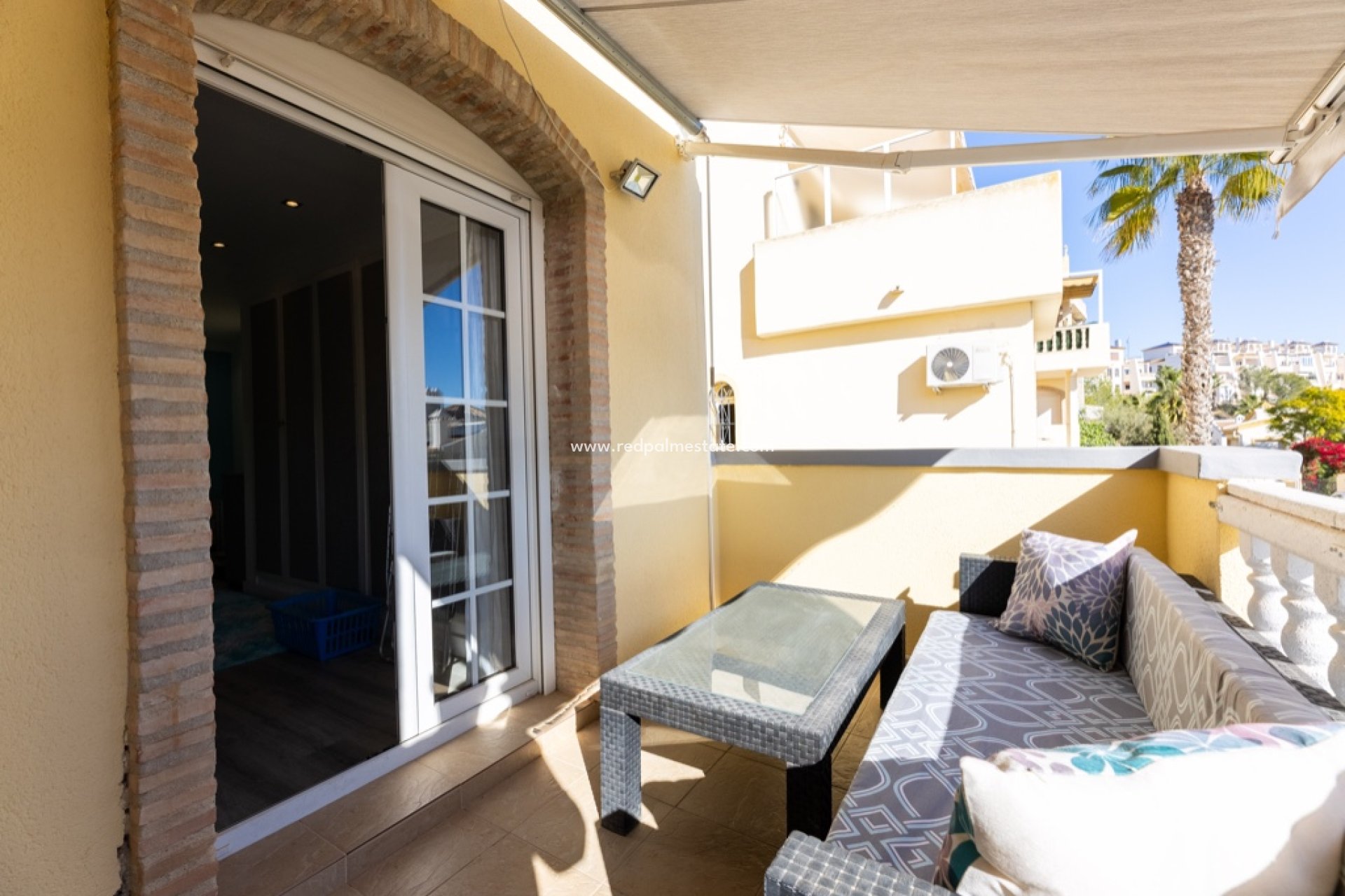 Resale - Villa -
Orihuela Costa - Las Ramblas