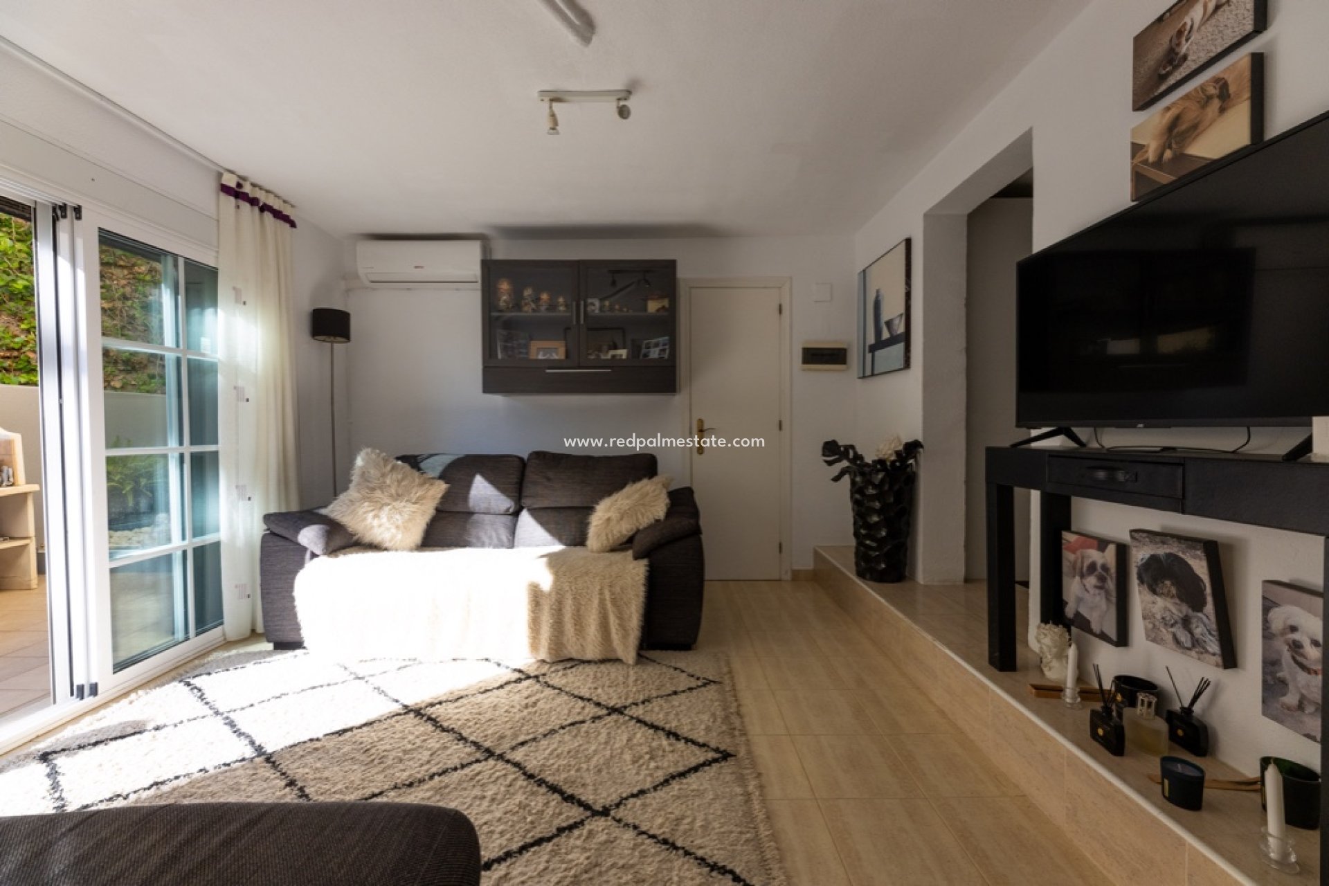 Resale - Villa -
Orihuela Costa - Las Ramblas