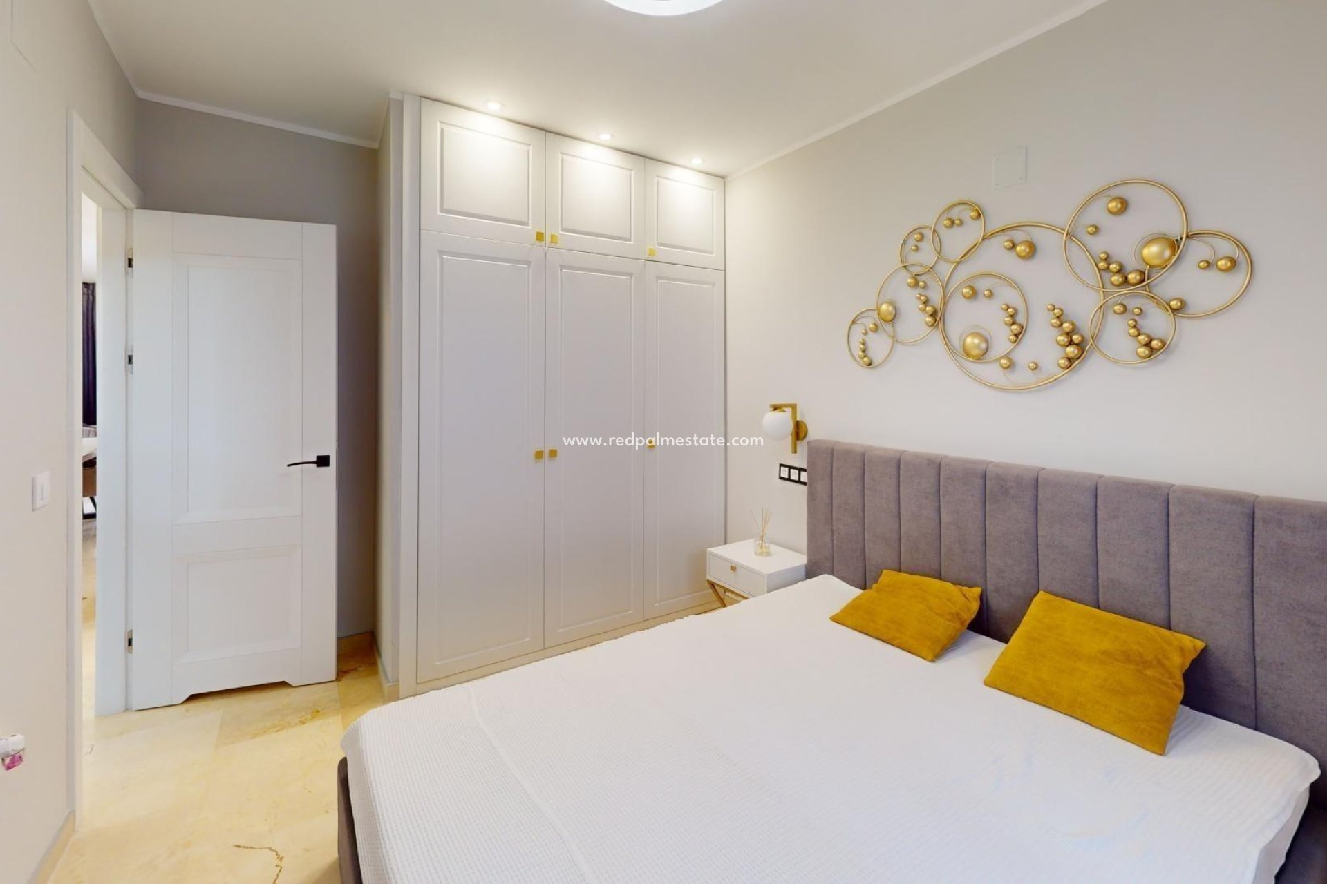 Resale - Villa -
Orihuela Costa - Las Ramblas