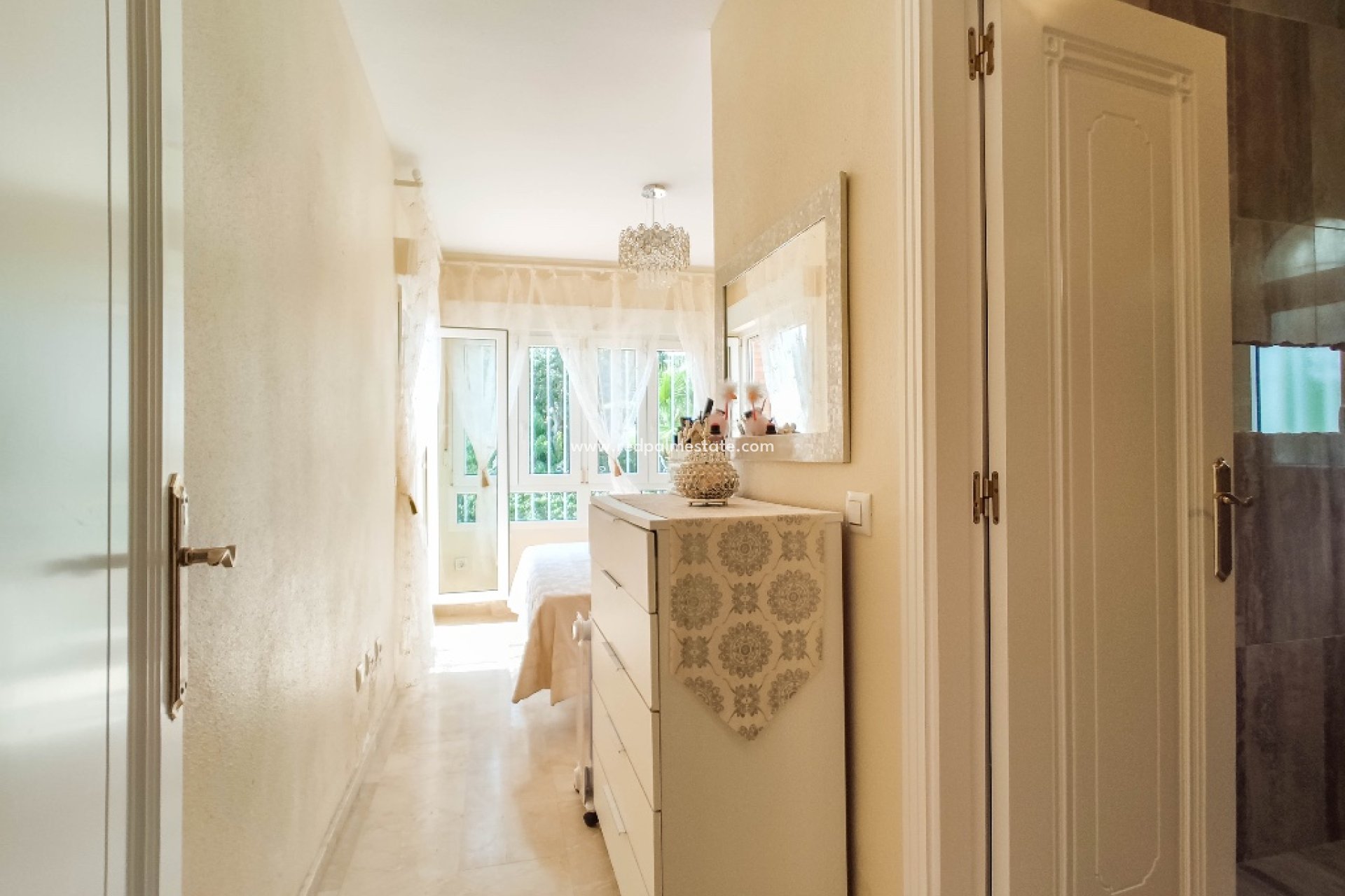 Resale - Villa -
Orihuela Costa - Las Ramblas