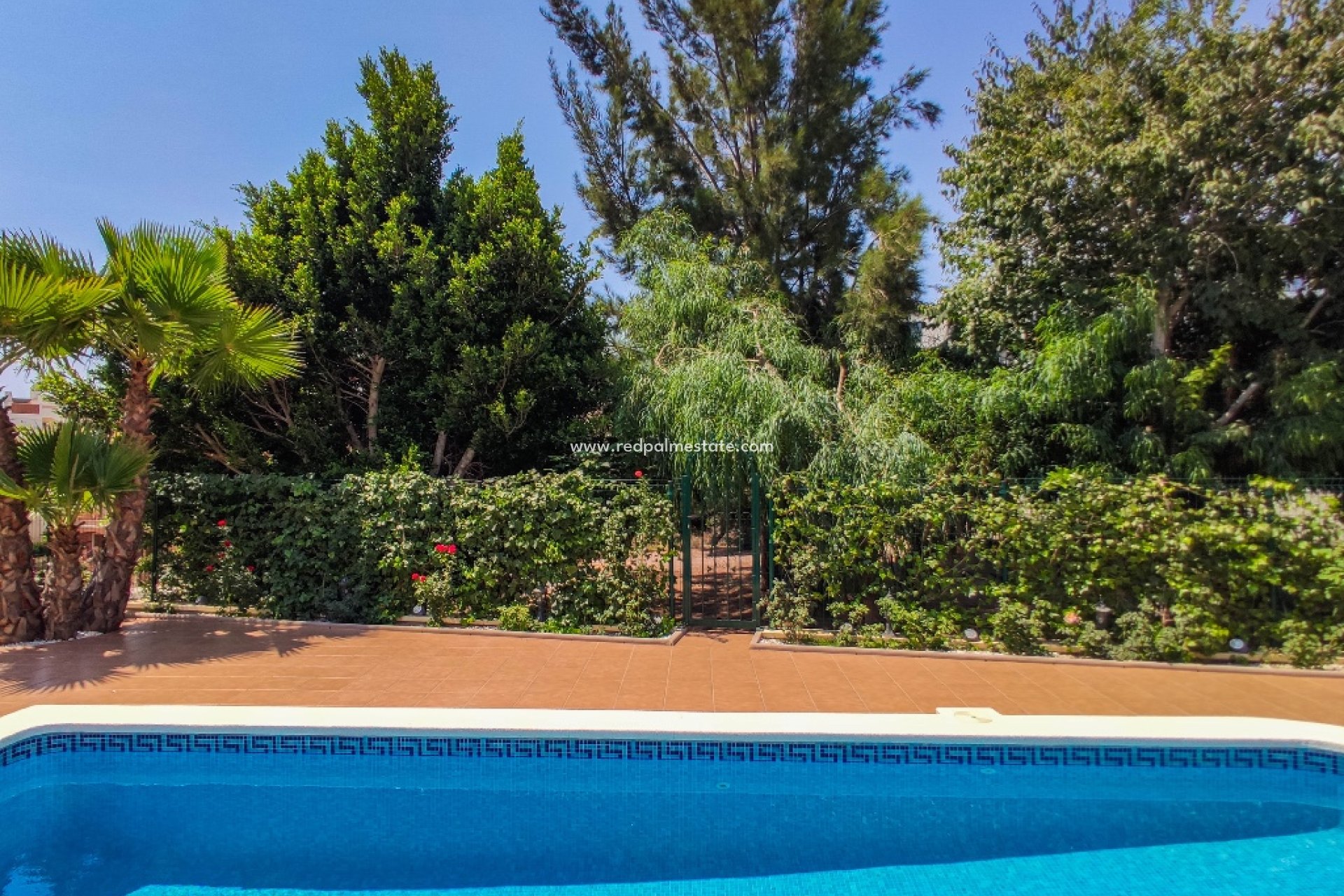 Resale - Villa -
Orihuela Costa - Las Ramblas