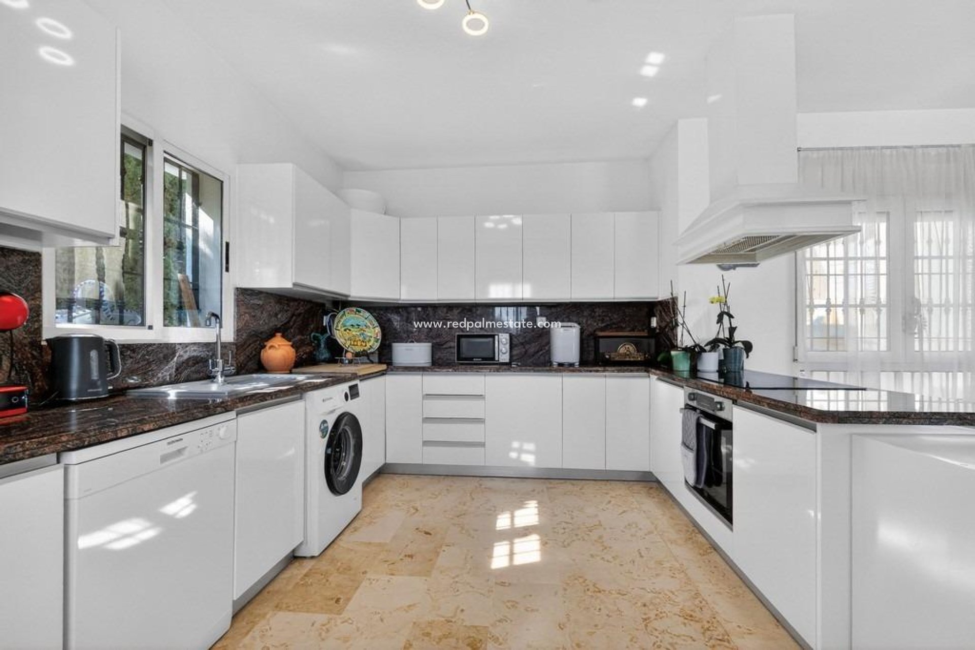 Resale - Villa -
Orihuela Costa - Las Ramblas