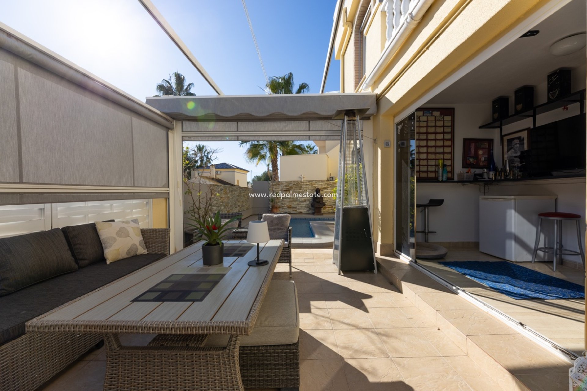 Resale - Villa -
Orihuela Costa - Las Ramblas