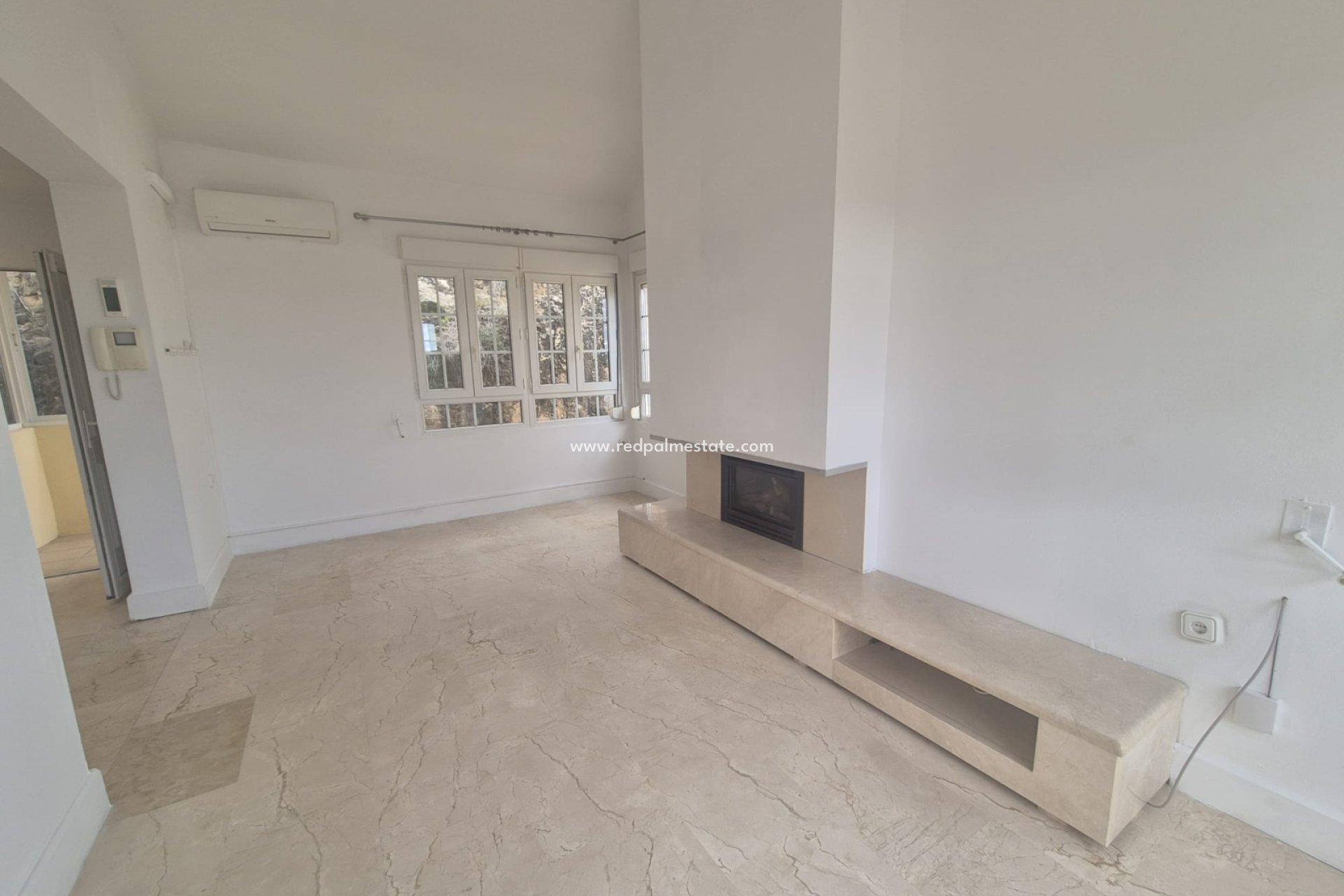 Resale - Villa -
Orihuela Costa - Las Ramblas