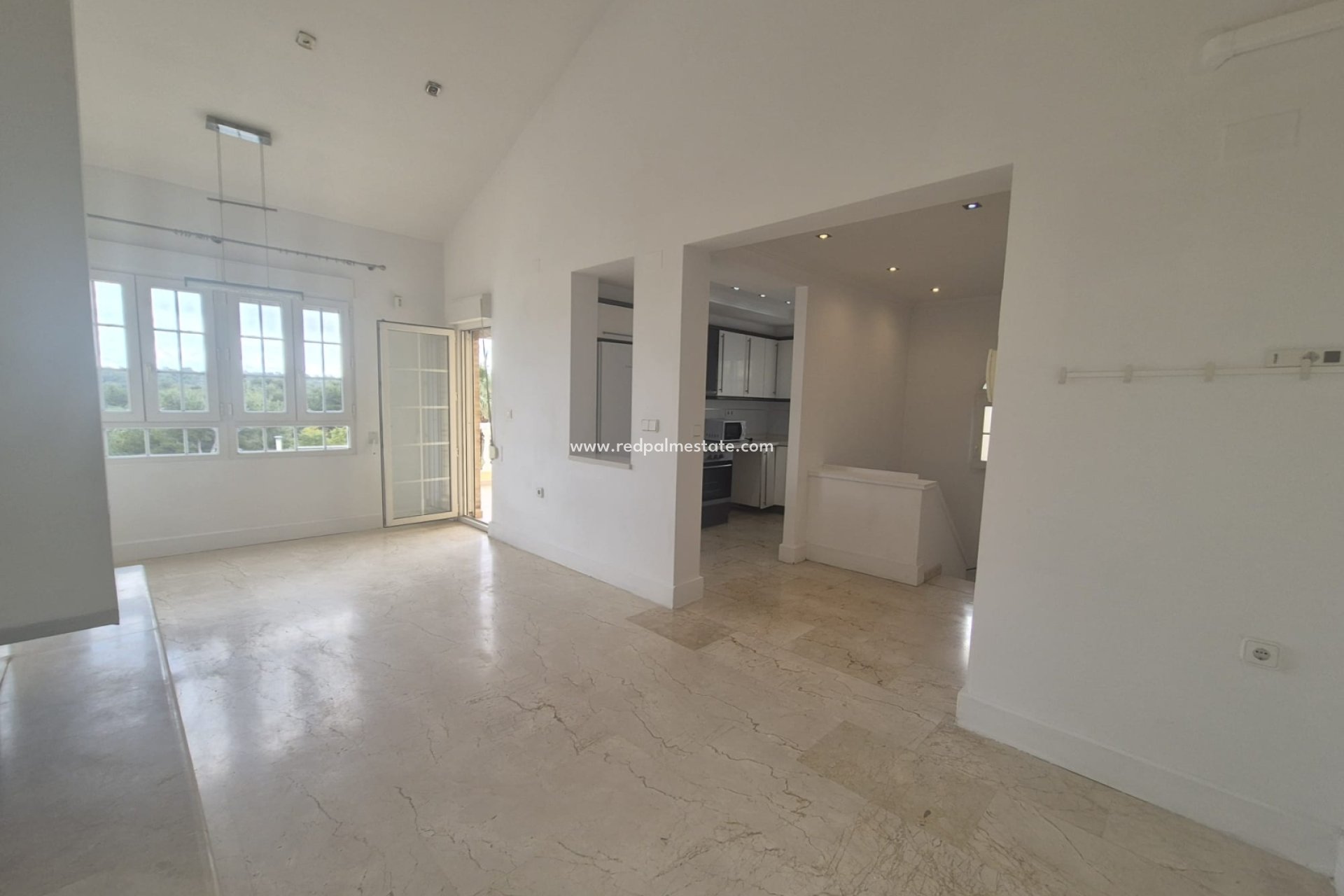 Resale - Villa -
Orihuela Costa - Las Ramblas