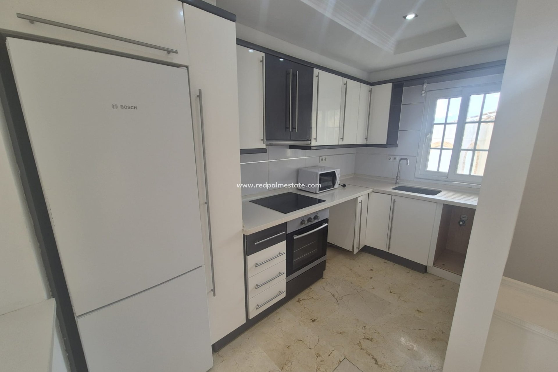 Resale - Villa -
Orihuela Costa - Las Ramblas