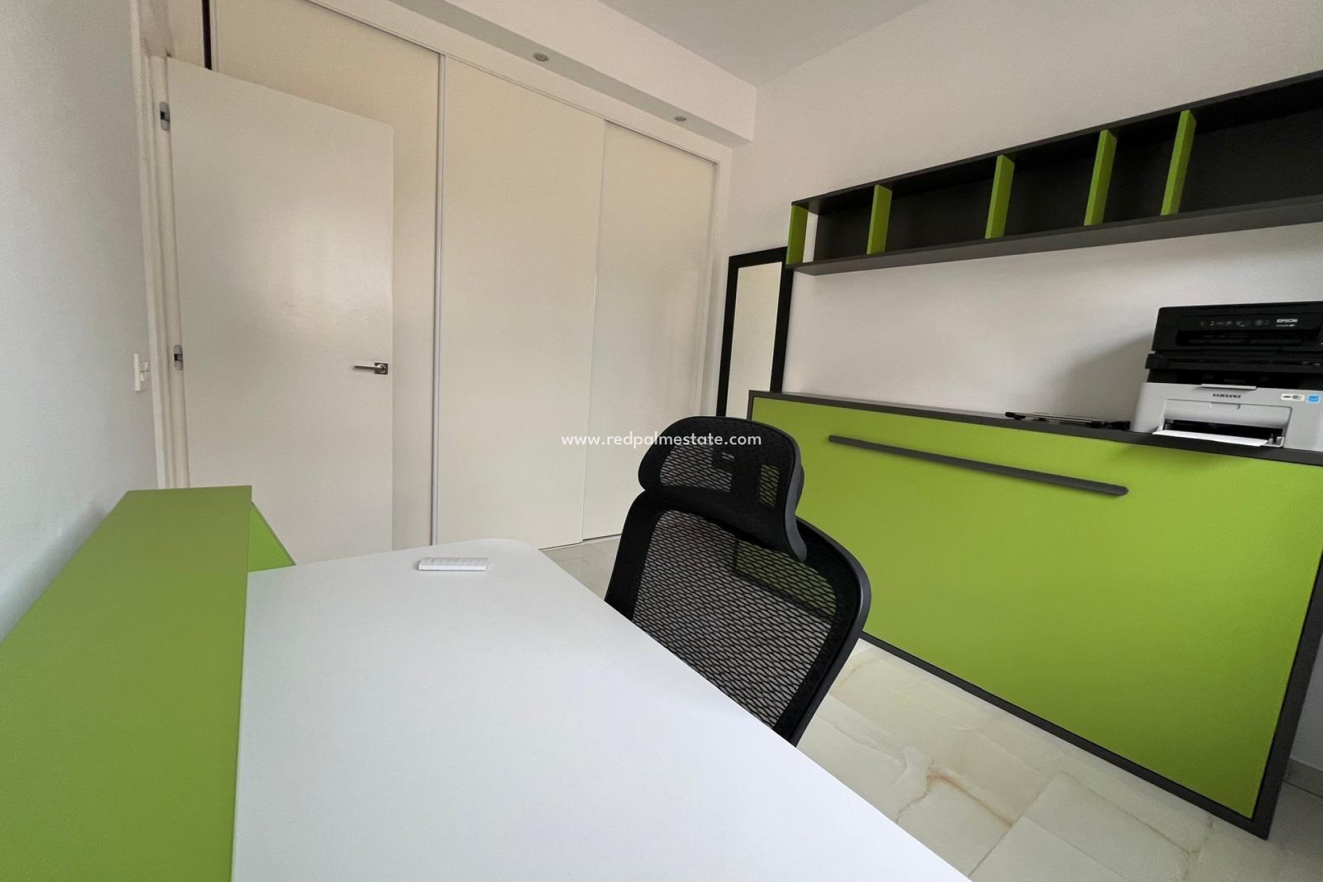 Resale - Villa -
Orihuela Costa - Lomas de Cabo Roig