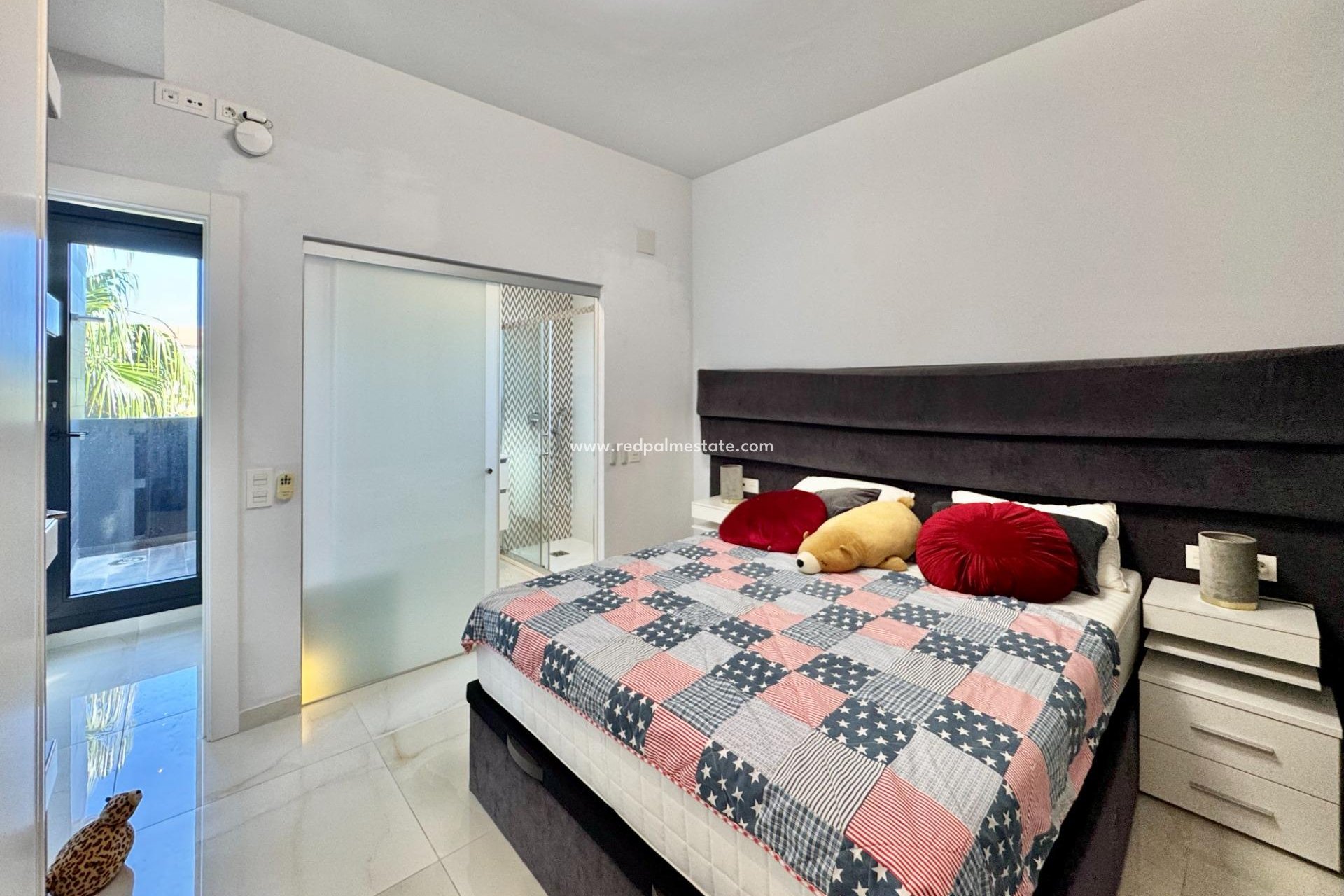 Resale - Villa -
Orihuela Costa - Lomas de Cabo Roig