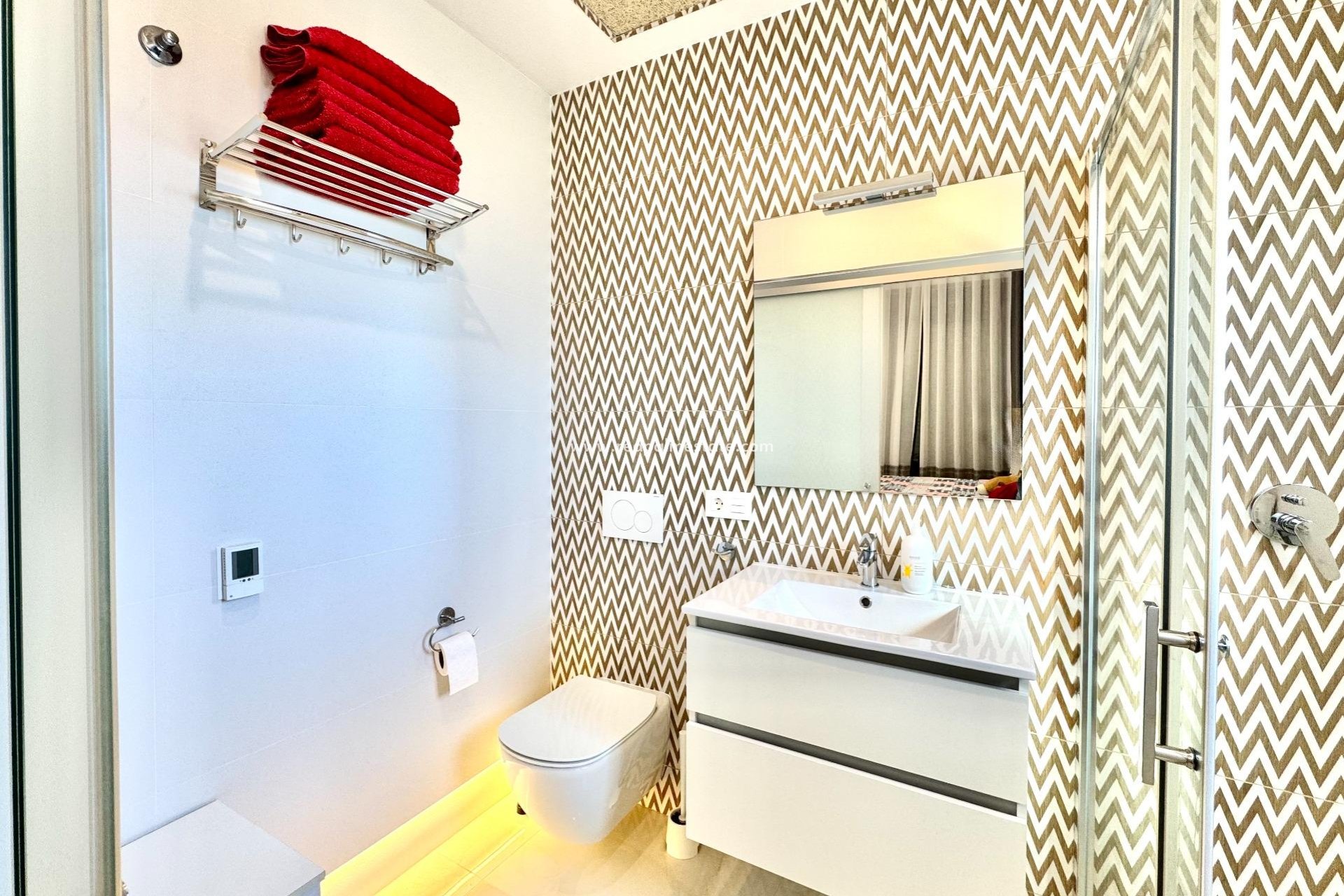 Resale - Villa -
Orihuela Costa - Lomas de Cabo Roig