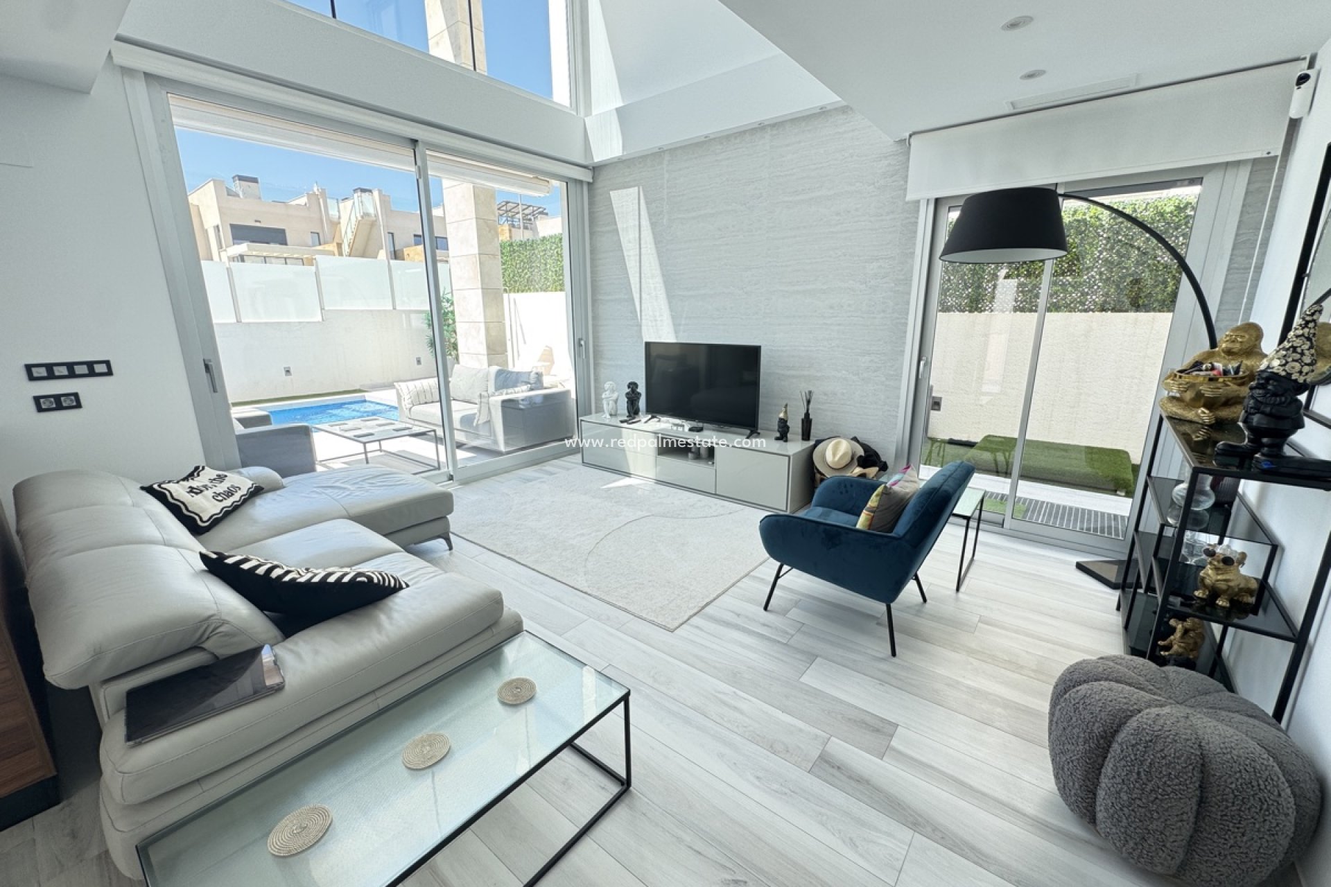 Resale - Villa -
Orihuela Costa - Lomas de Cabo Roig