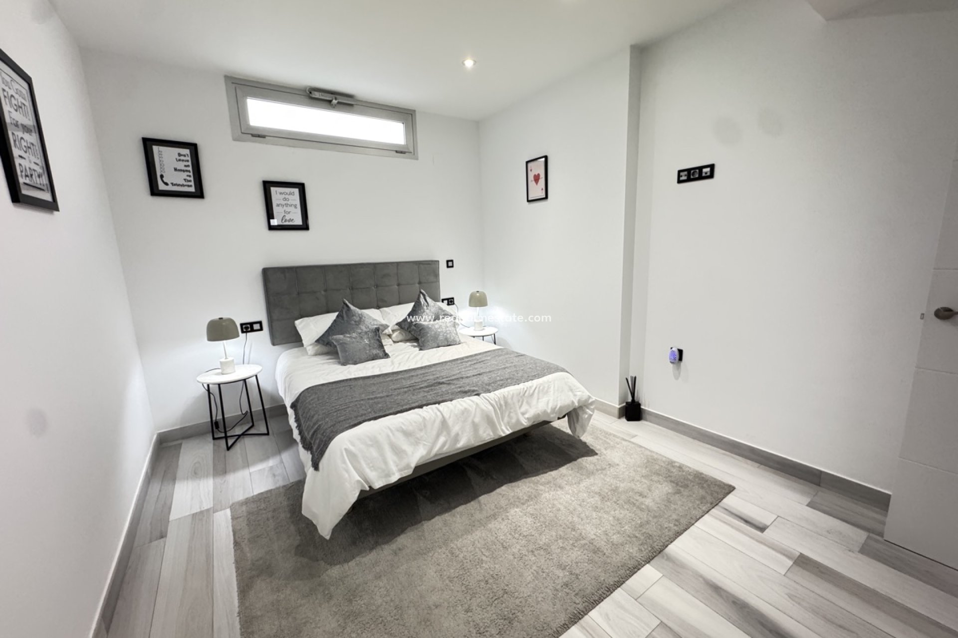 Resale - Villa -
Orihuela Costa - Lomas de Cabo Roig