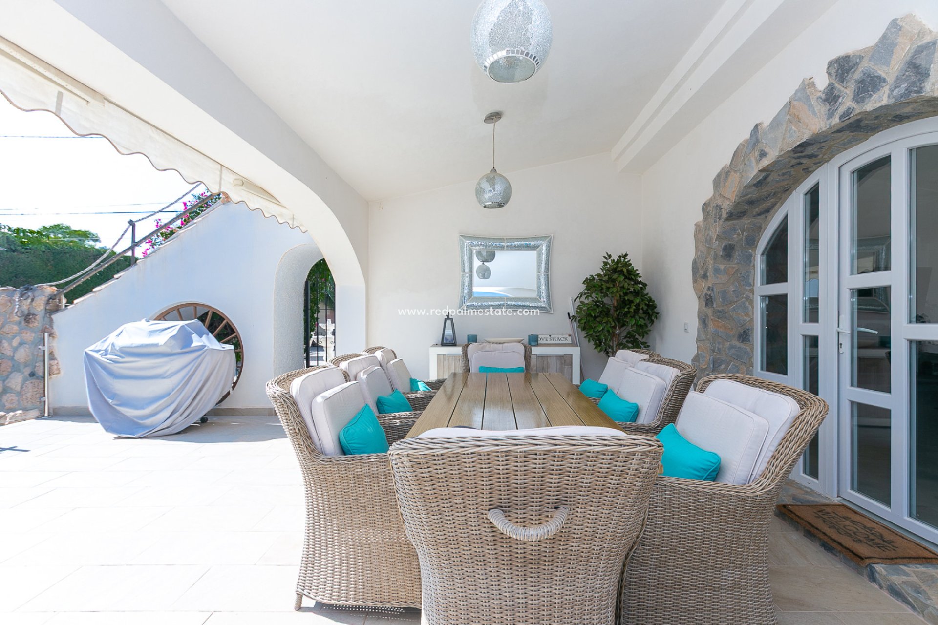 Resale - Villa -
Orihuela Costa - Lomas de Don Juan