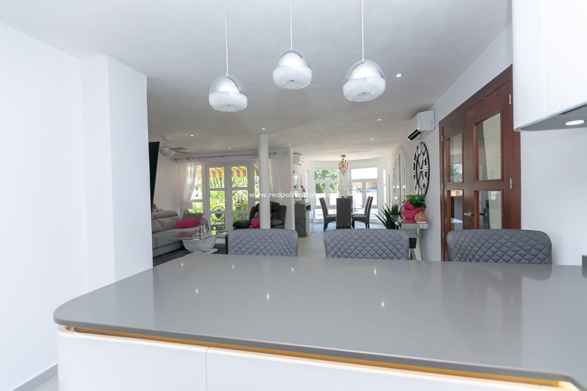 Resale - Villa -
Orihuela Costa - Lomas de Don Juan