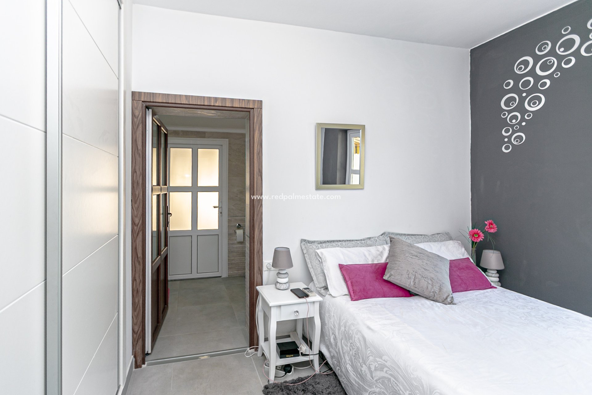 Resale - Villa -
Orihuela Costa - Lomas de Don Juan