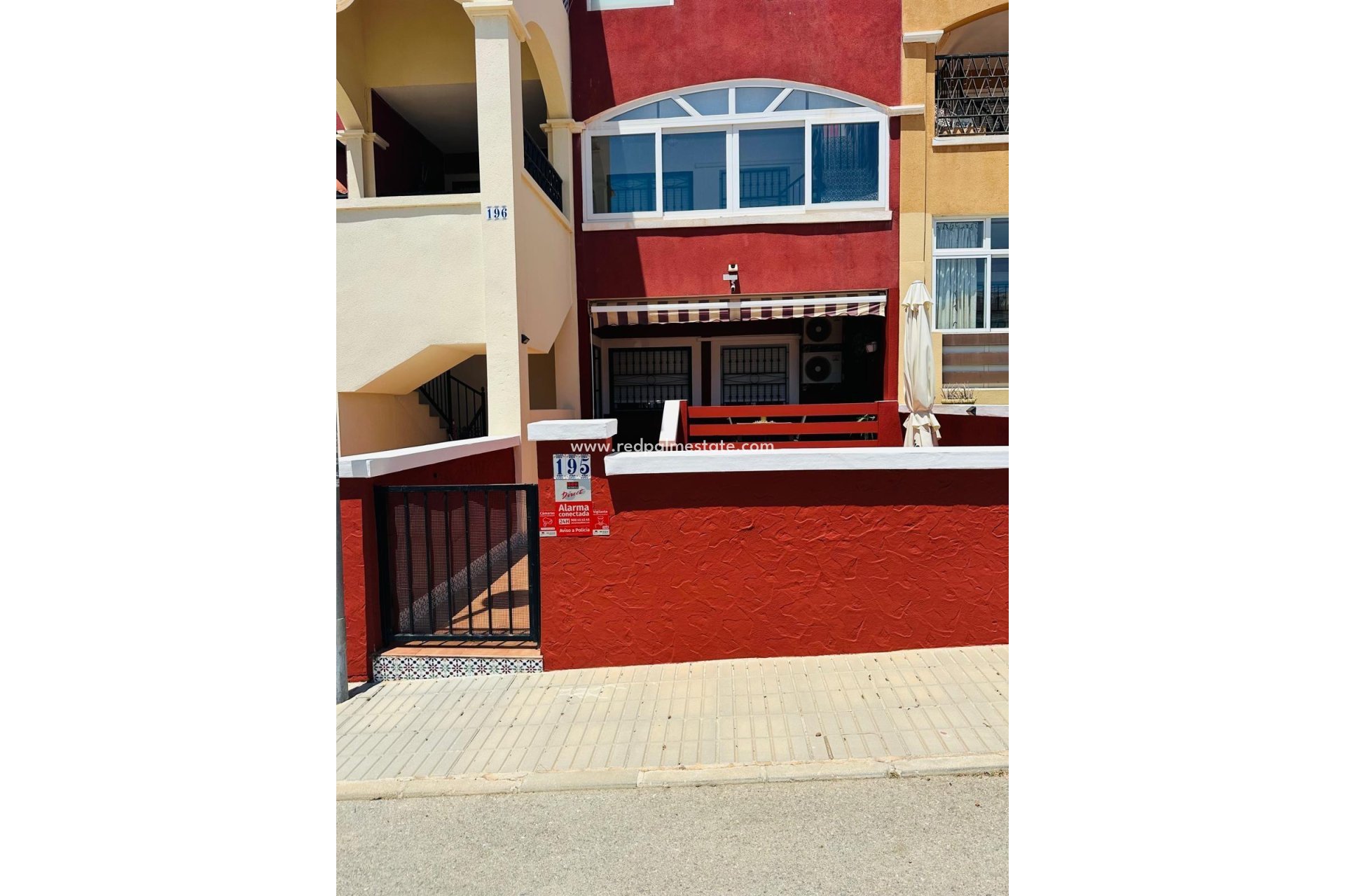 Resale - Villa -
Orihuela Costa - Los altos