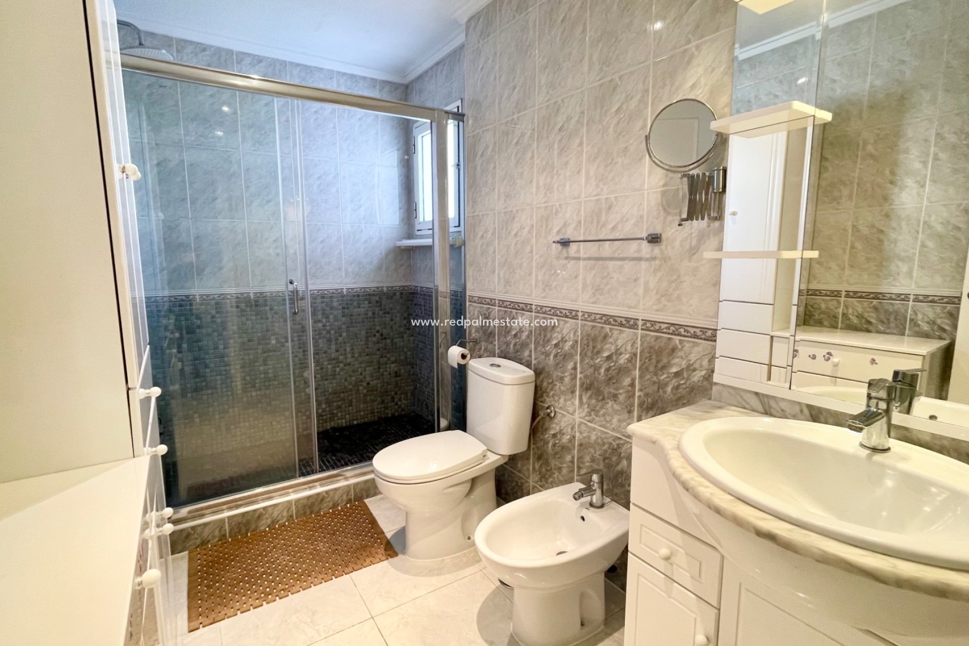 Resale - Villa -
Orihuela Costa - Los Altos