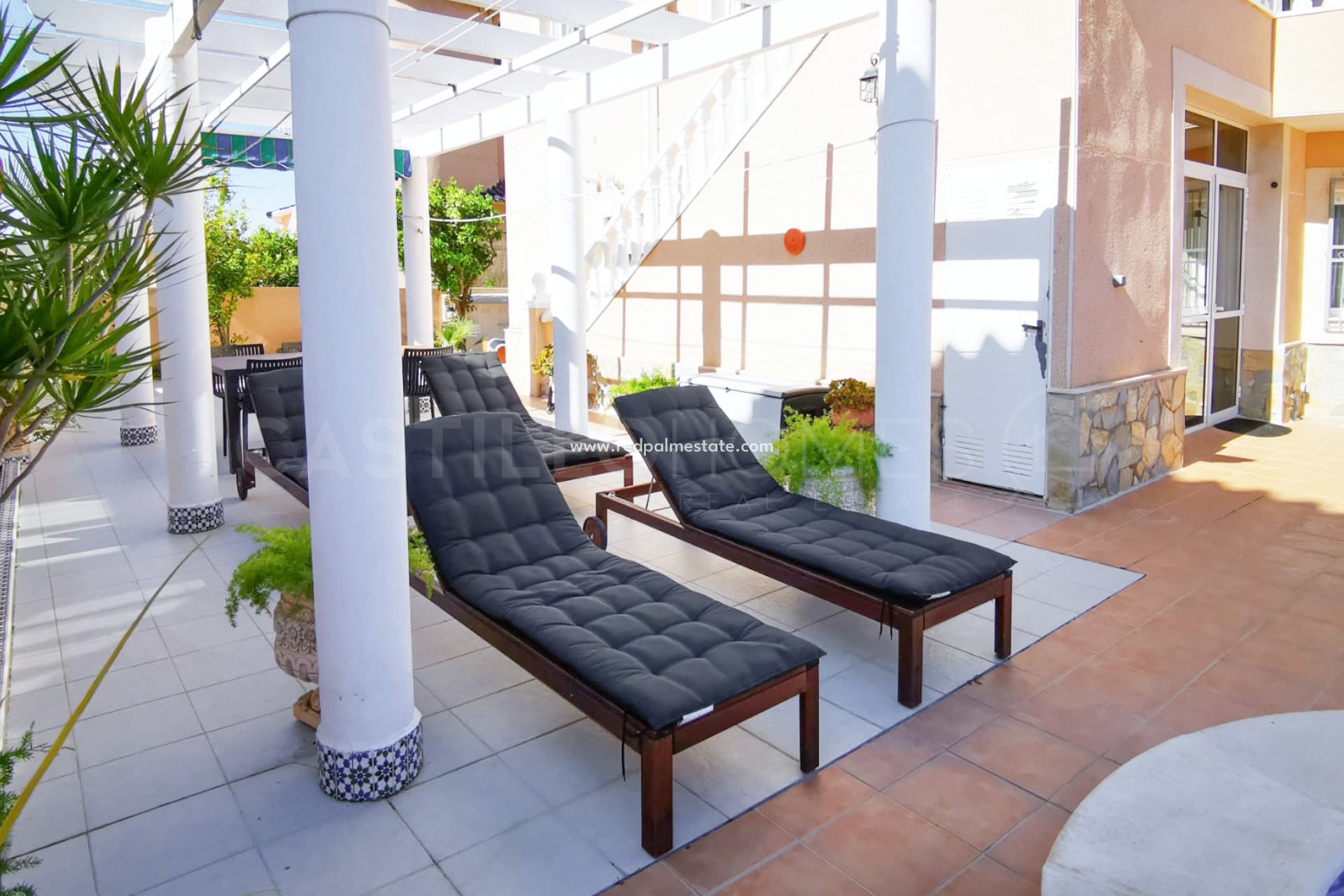 Resale - Villa -
Orihuela Costa - Los Altos