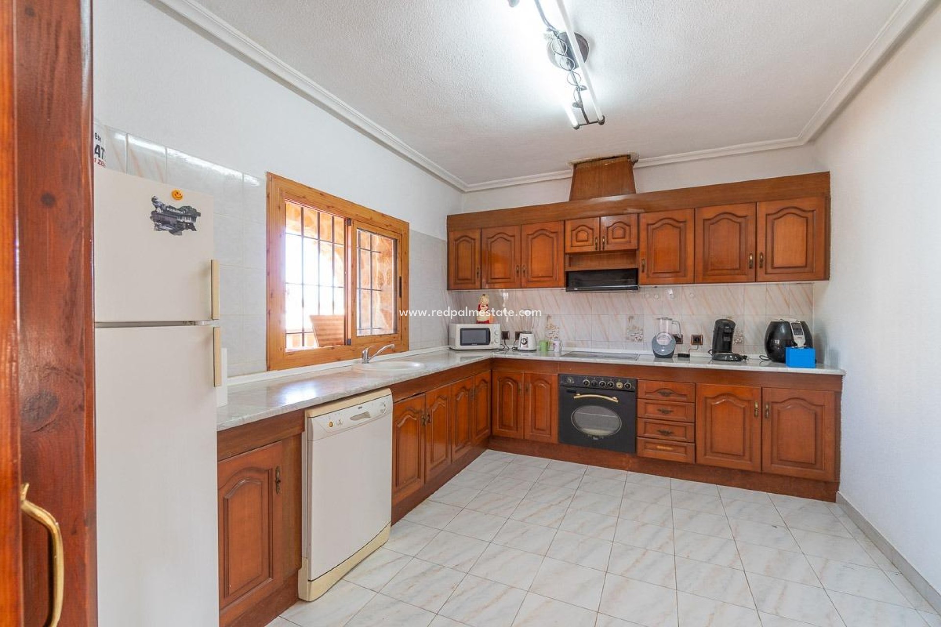 Resale - Villa -
Orihuela Costa - Los Balcones