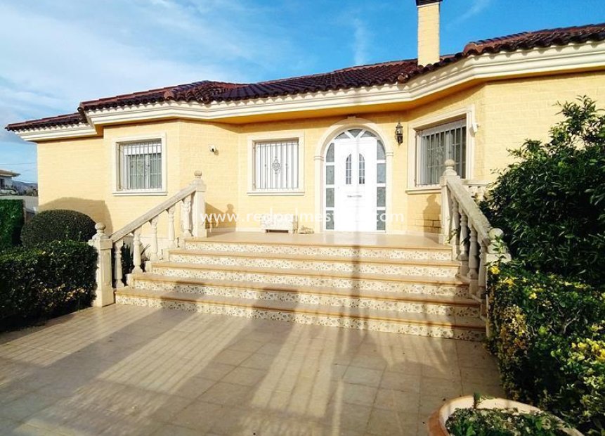Resale - Villa -
Orihuela Costa - LOS DESEMPARADOS