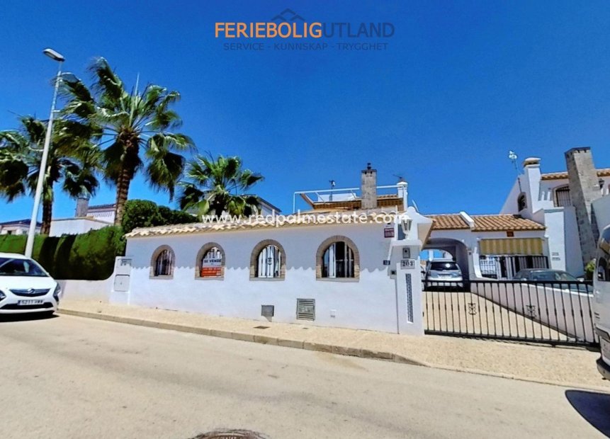 Resale - Villa -
Orihuela Costa - Los Dolses