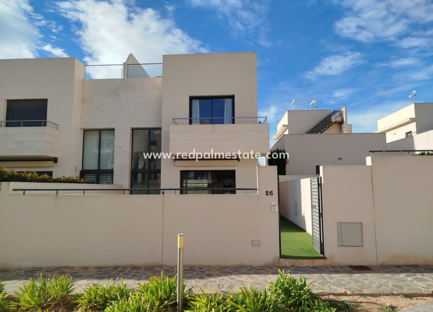 Resale - Villa -
Orihuela Costa - Los Dolses