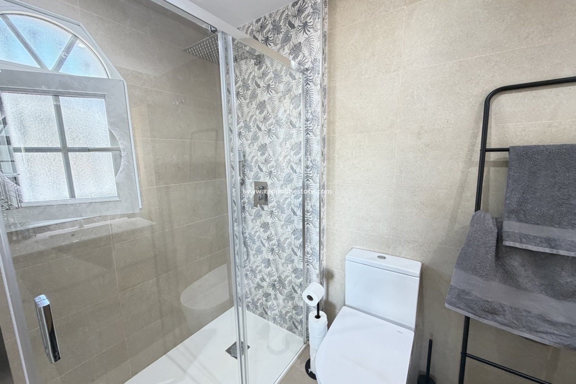 Resale - Villa -
Orihuela Costa - Los Dolses