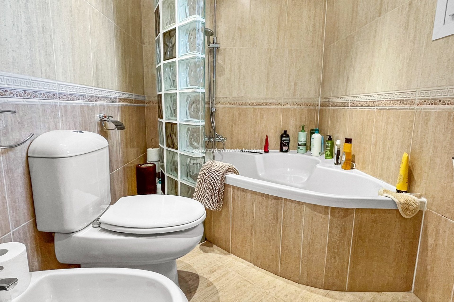 Resale - Villa -
Orihuela Costa - Los Dolses