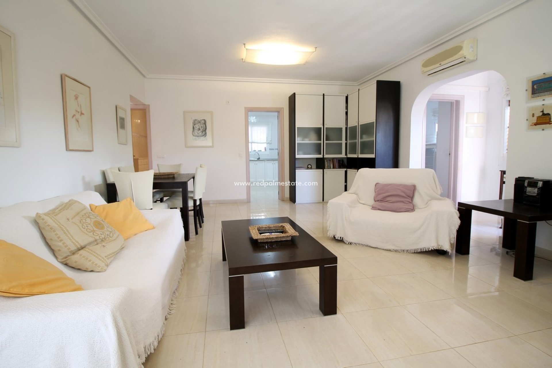 Resale - Villa -
Orihuela Costa - Mil Palmeras