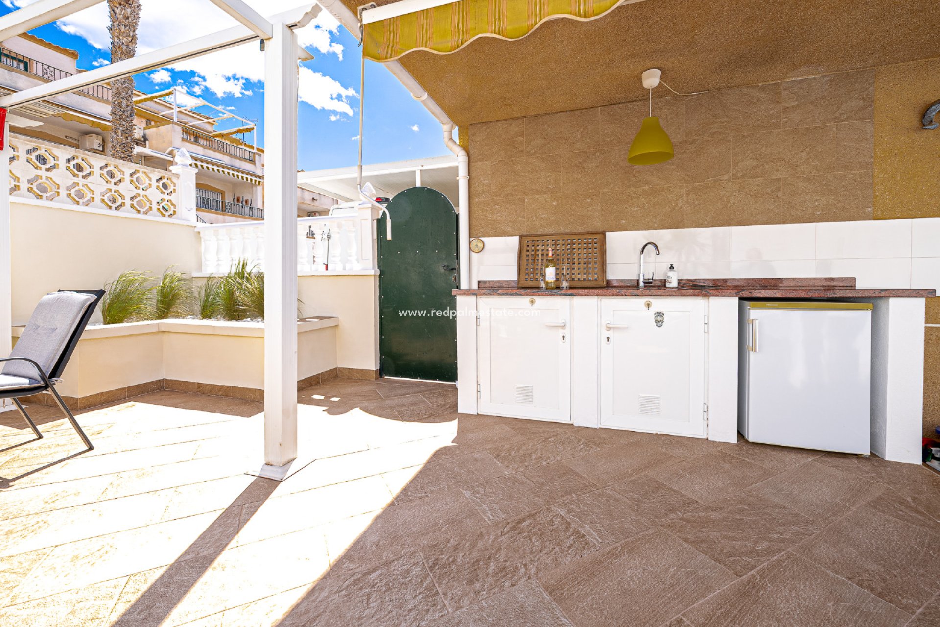 Resale - Villa -
Orihuela Costa - Montegolf