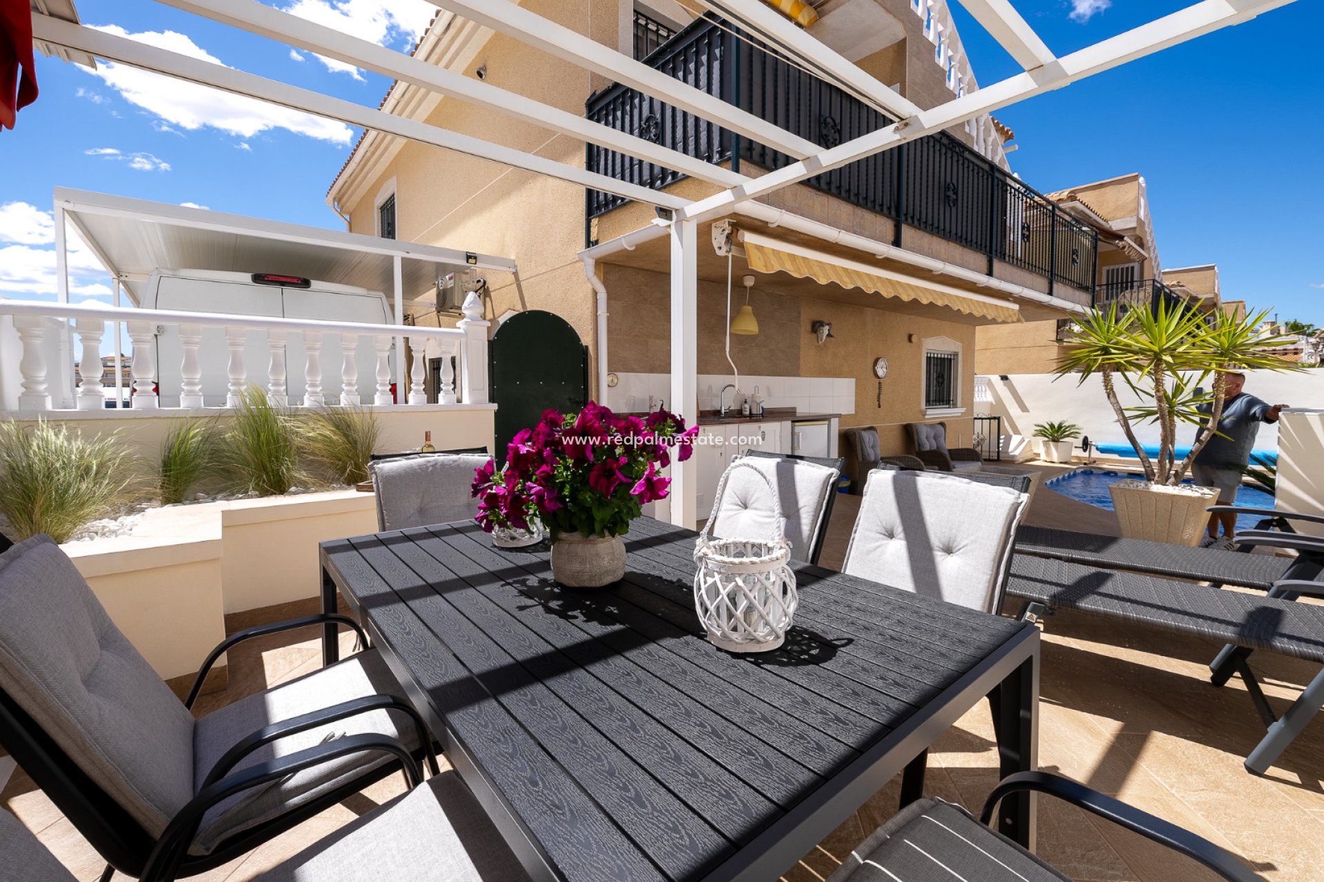 Resale - Villa -
Orihuela Costa - Montegolf