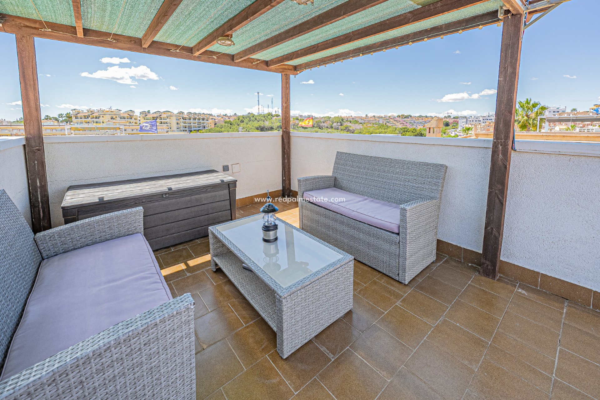 Resale - Villa -
Orihuela Costa - Montegolf