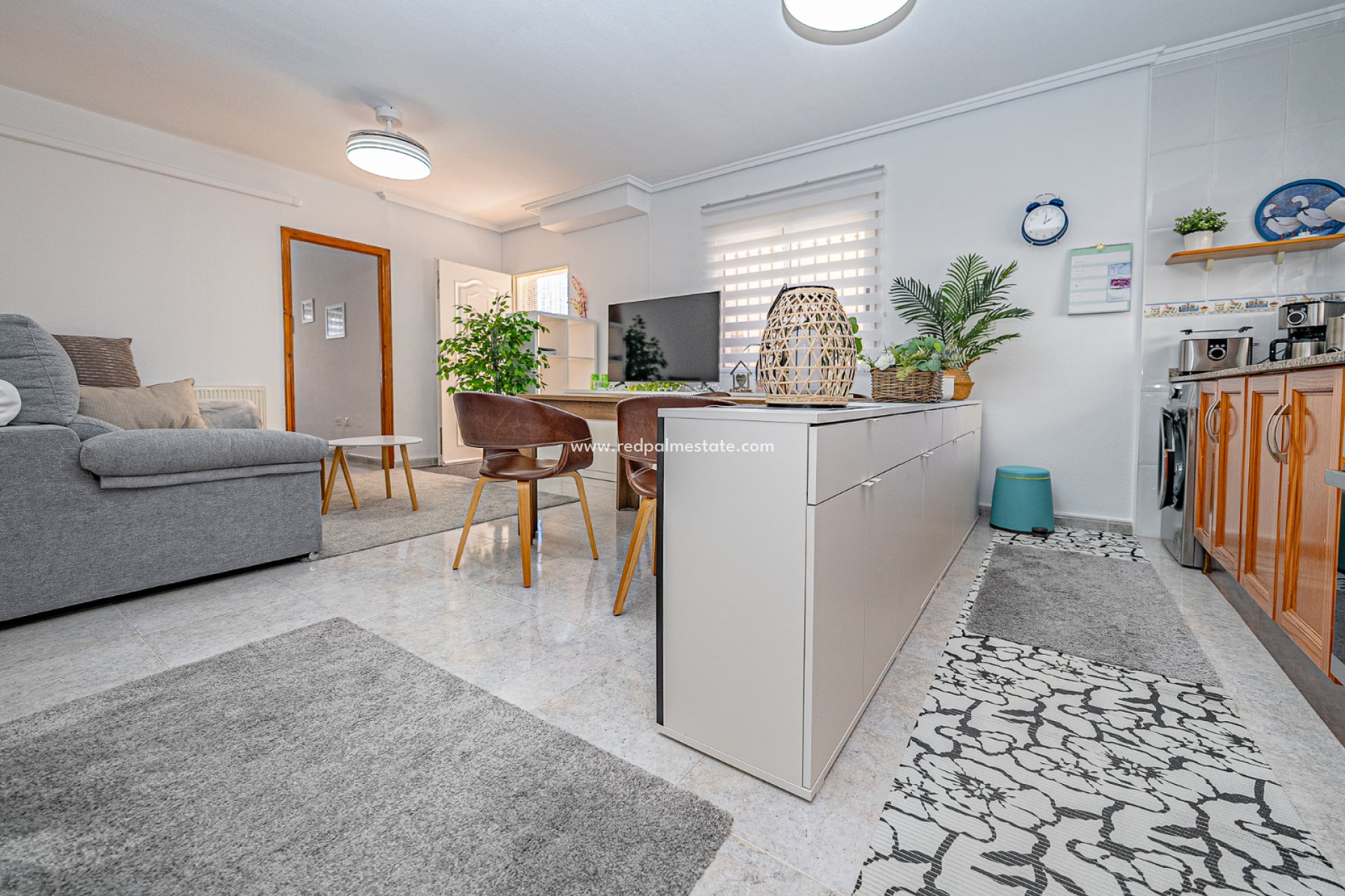 Resale - Villa -
Orihuela Costa - Montegolf