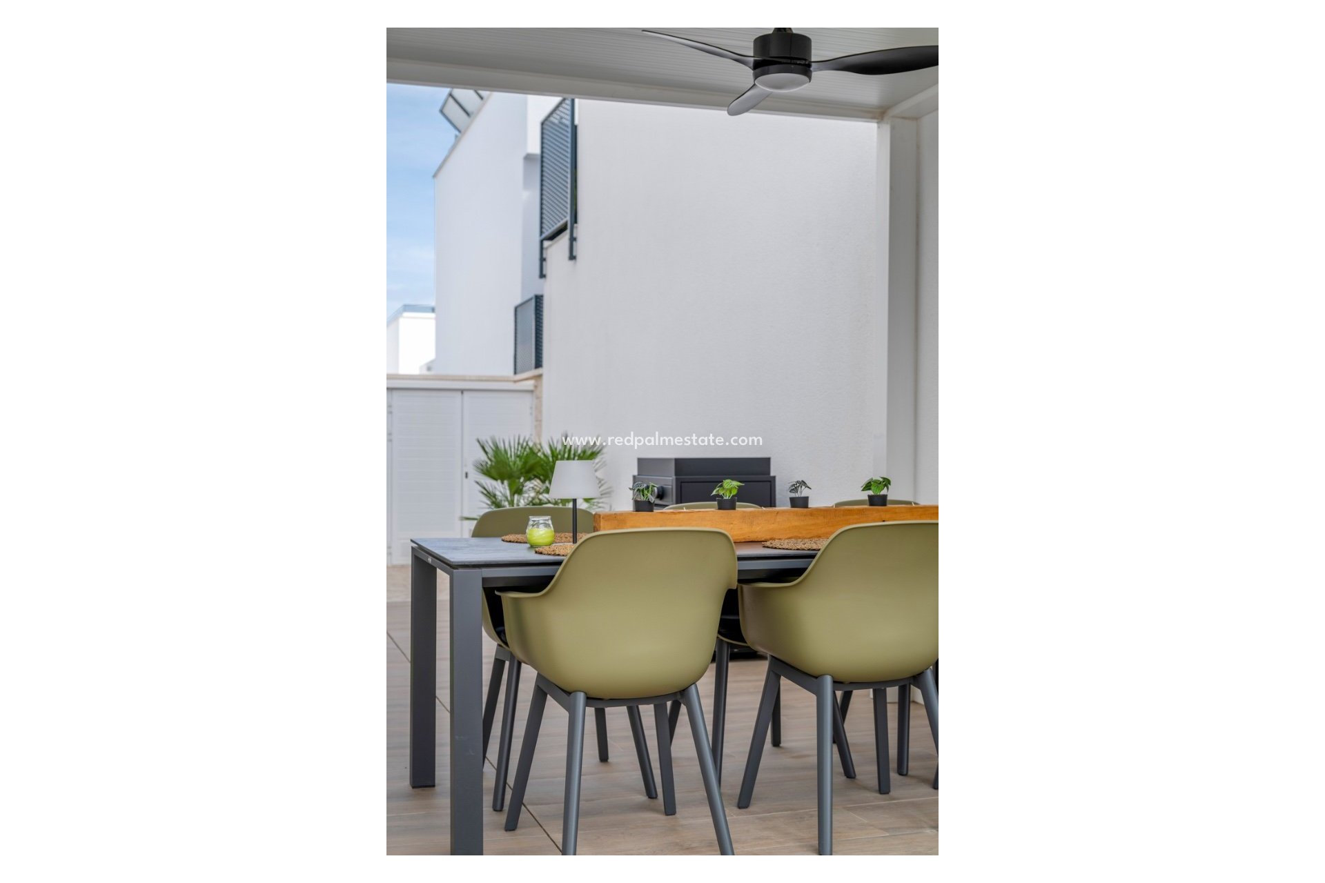 Resale - Villa -
Orihuela Costa - Orihuela