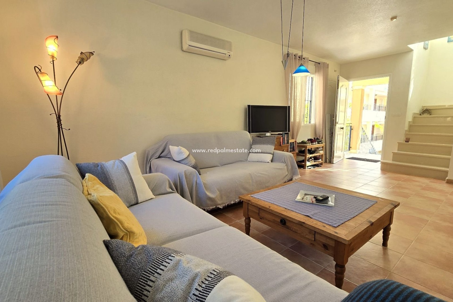 Resale - Villa -
Orihuela Costa - Orihuela