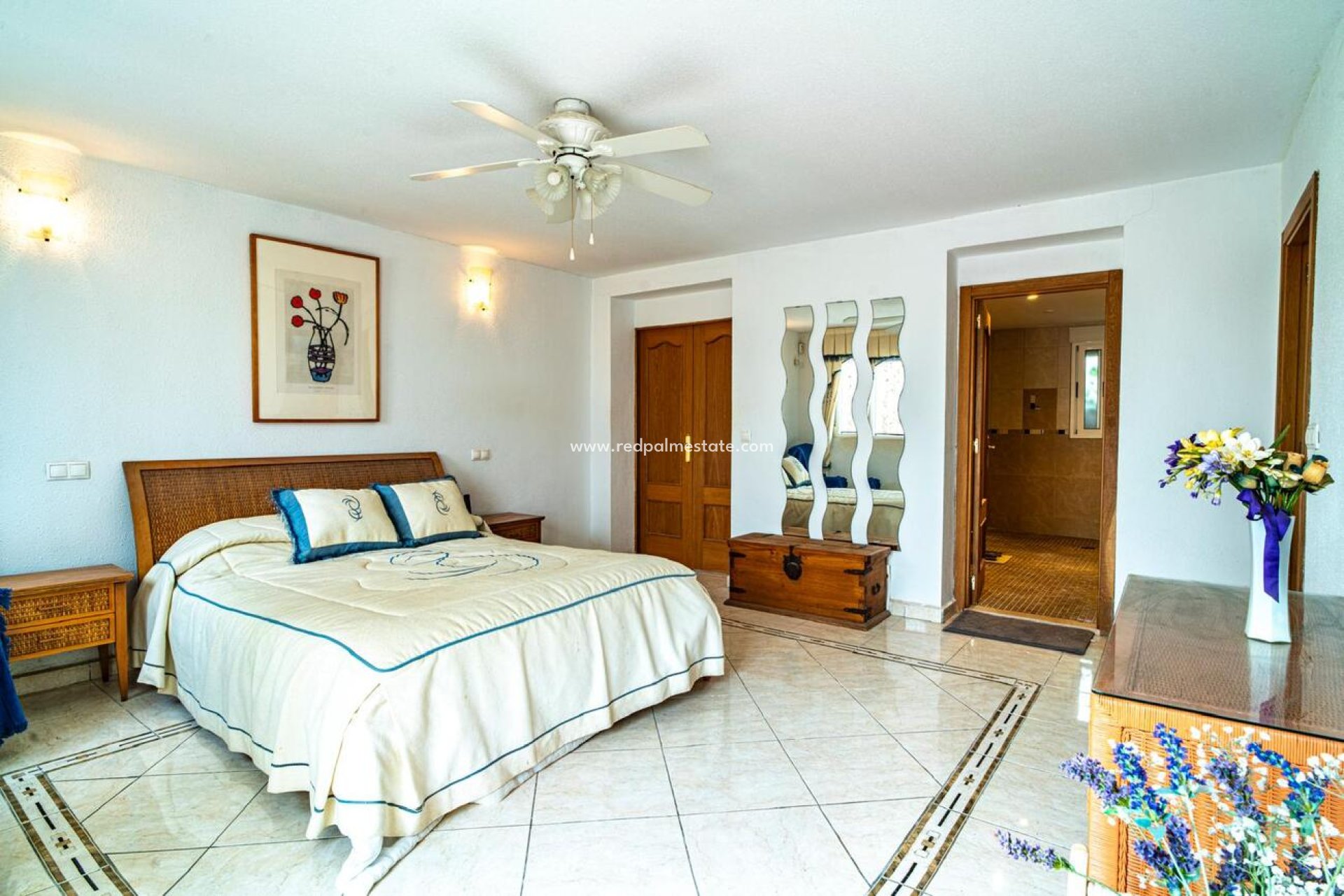 Resale - Villa -
Orihuela Costa - Orihuela