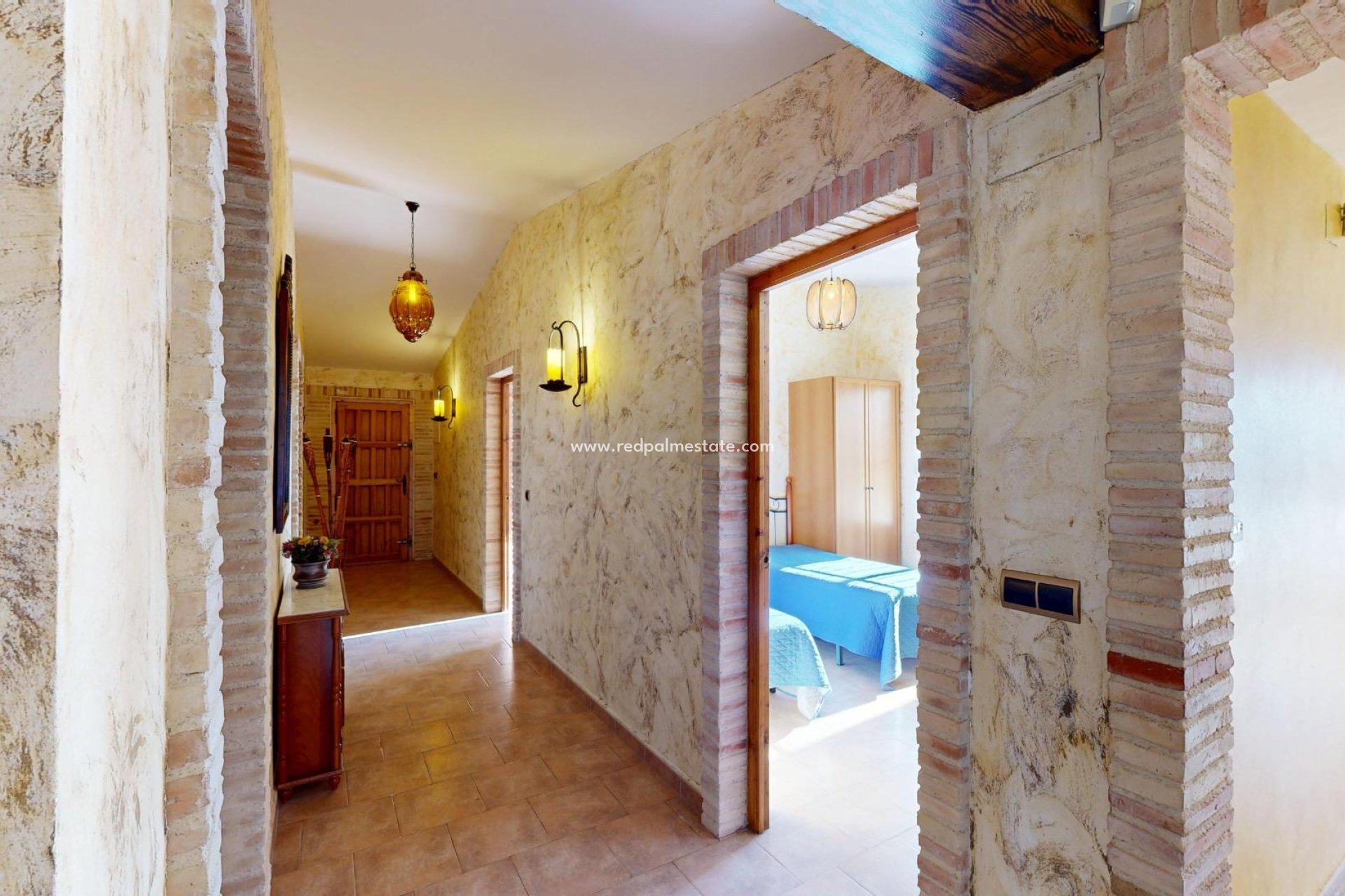 Resale - Villa -
Orihuela Costa - Orihuela