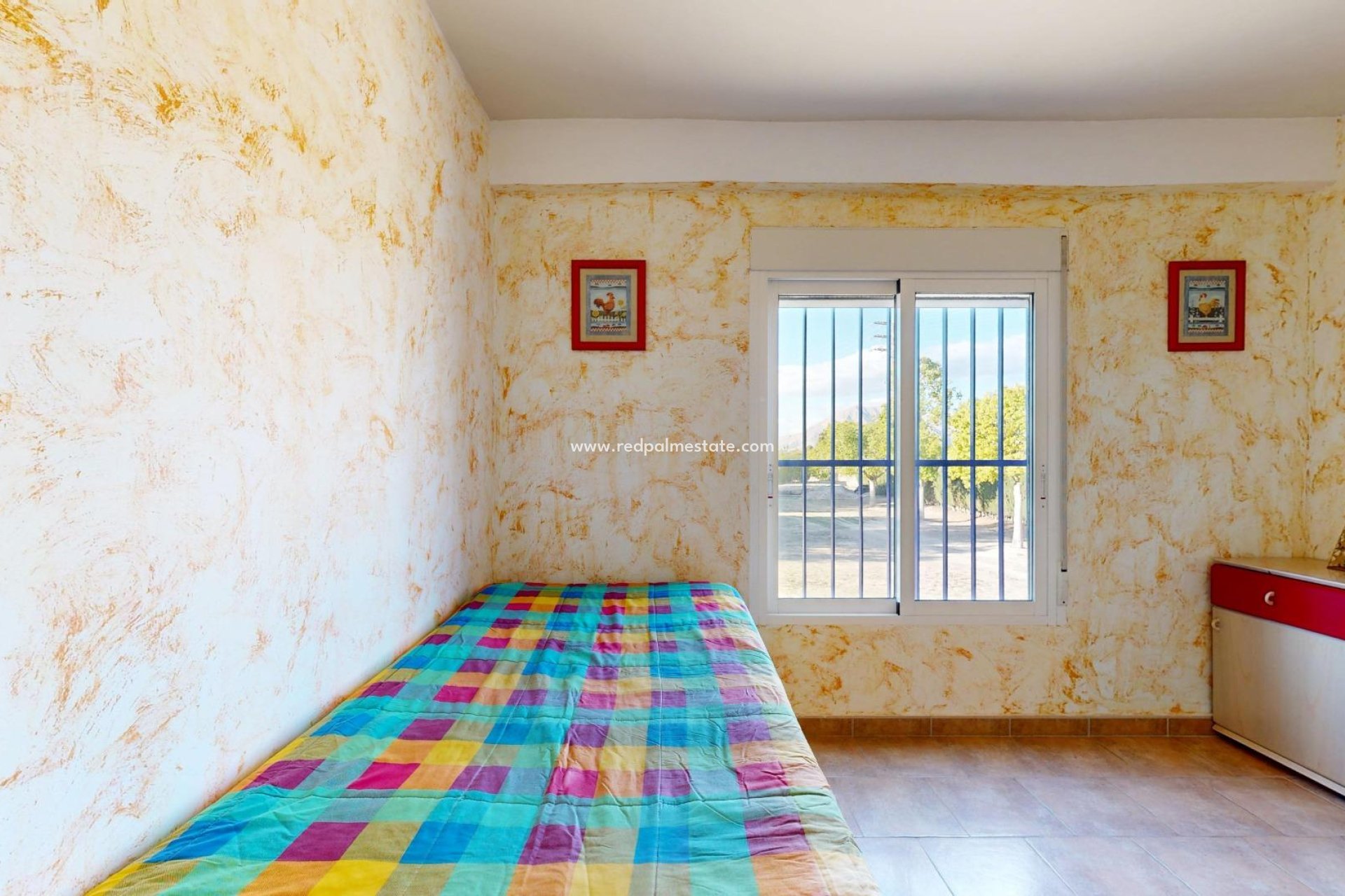 Resale - Villa -
Orihuela Costa - Orihuela