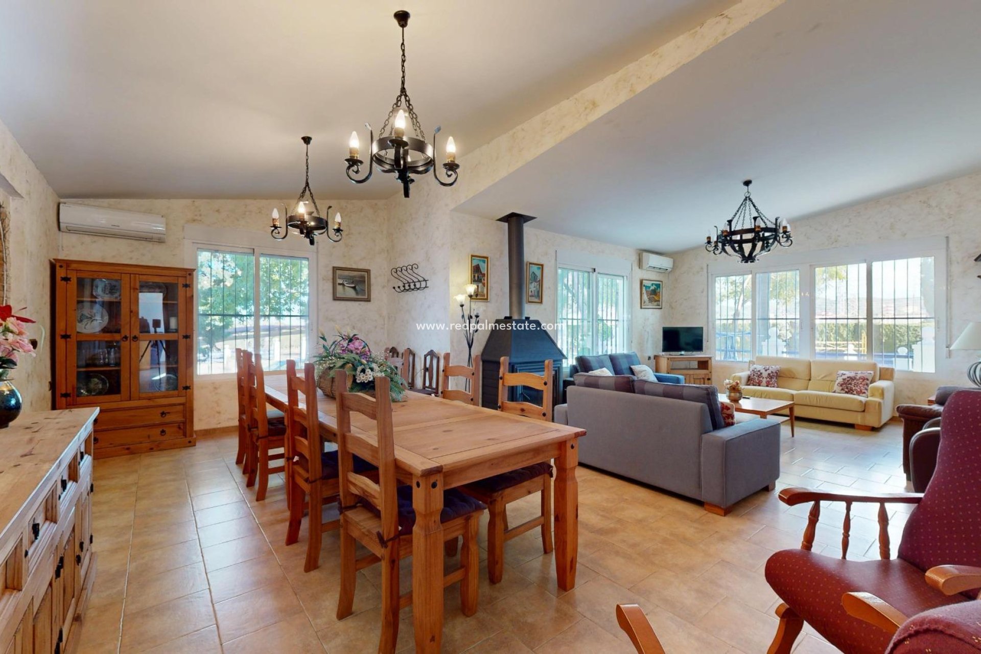 Resale - Villa -
Orihuela Costa - Orihuela