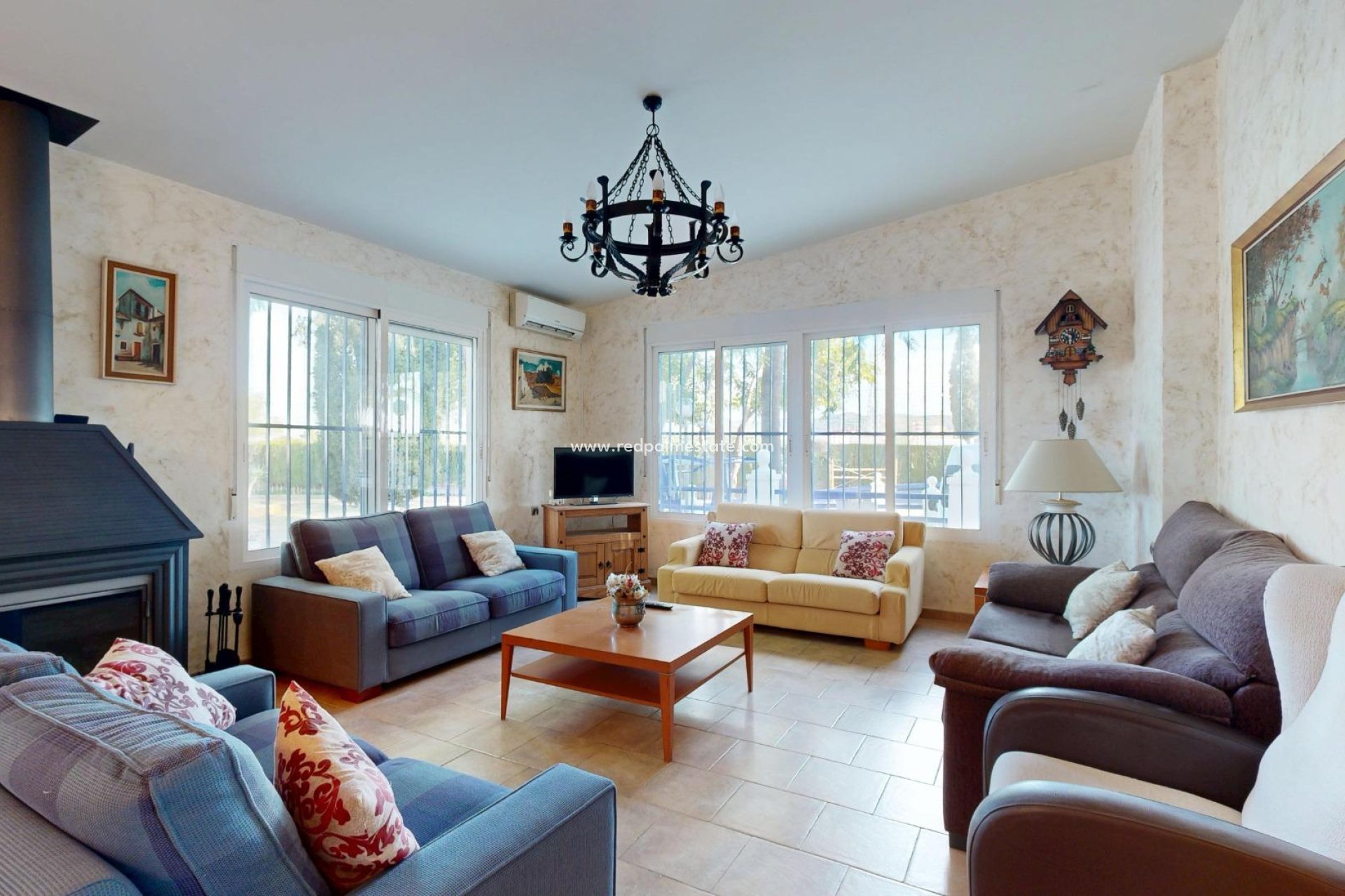 Resale - Villa -
Orihuela Costa - Orihuela