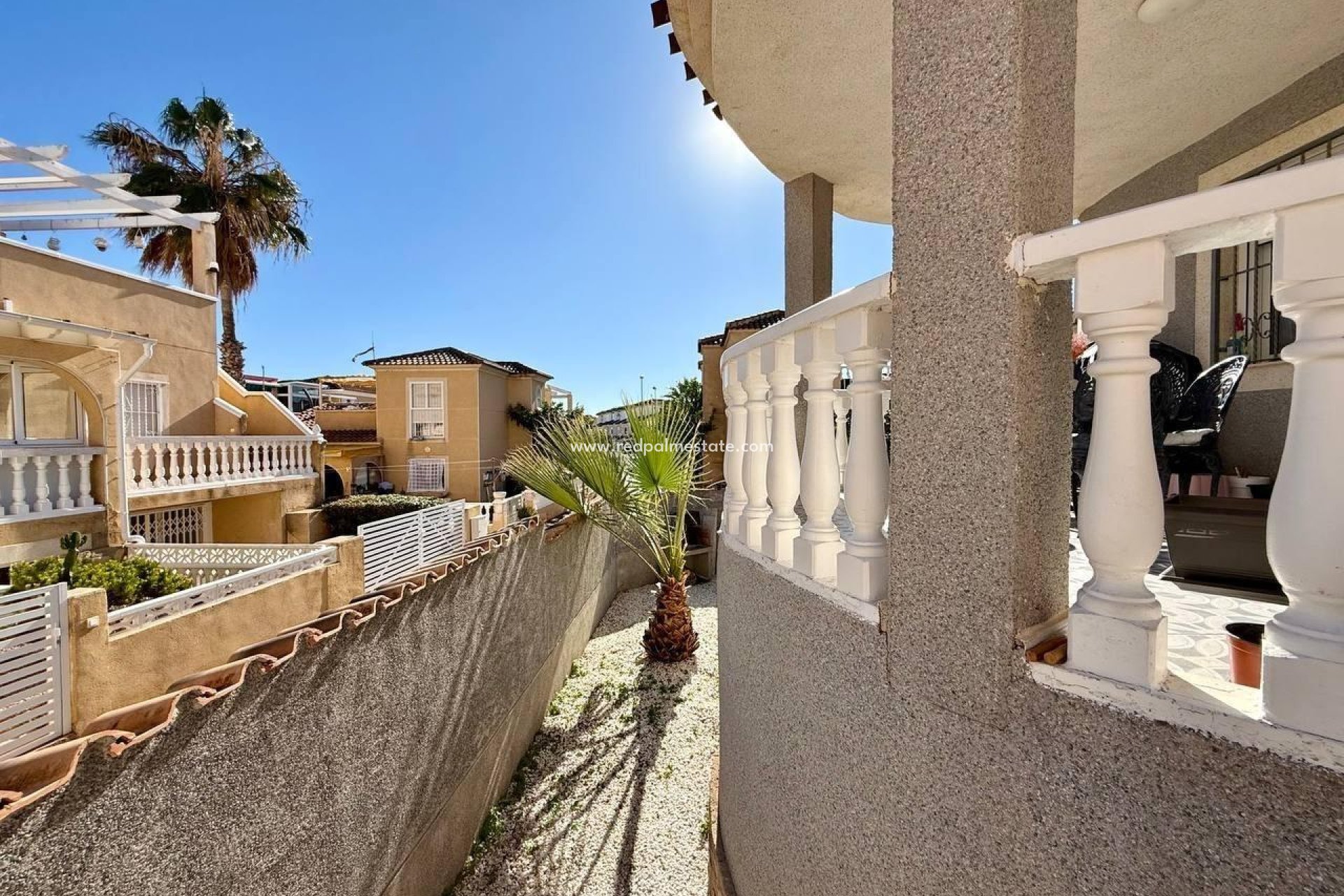 Resale - Villa -
Orihuela Costa - Playa Flamenca
