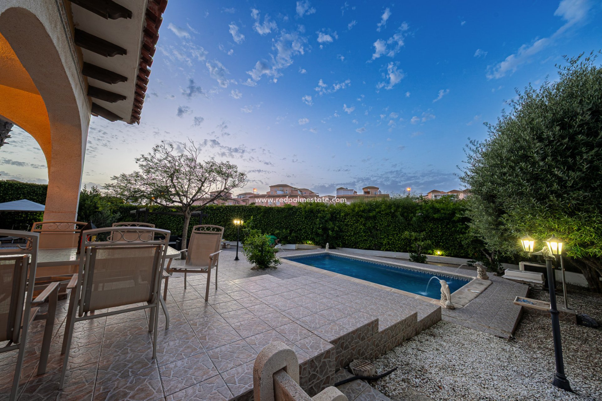 Resale - Villa -
Orihuela Costa - Playa Flamenca