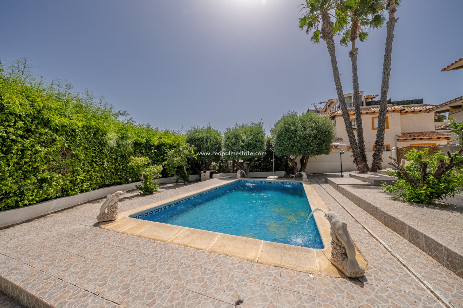 Resale - Villa -
Orihuela Costa - Playa Flamenca