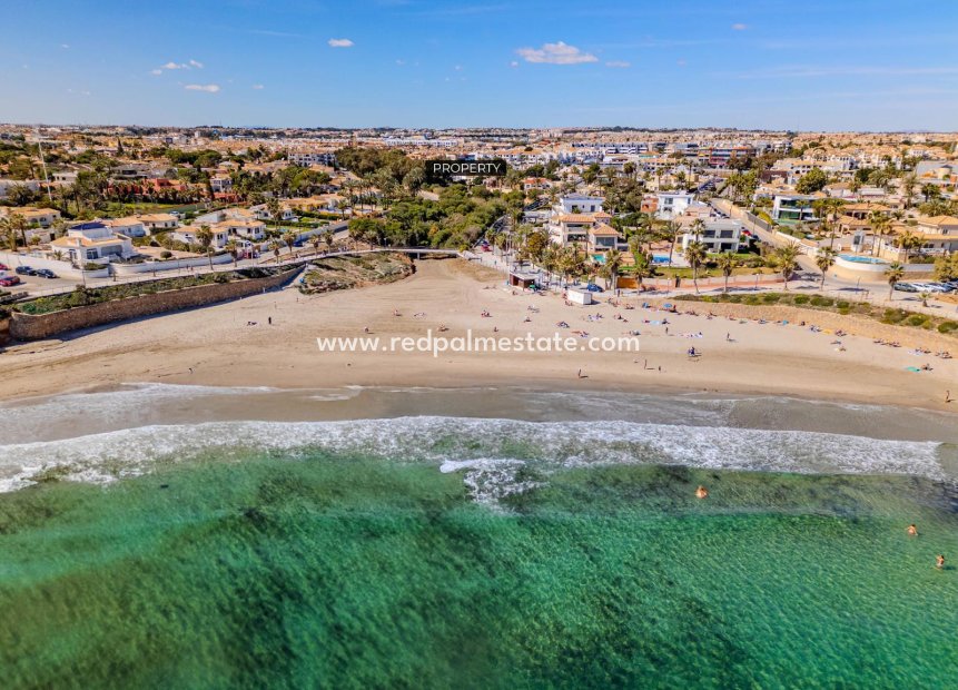 Resale - Villa -
Orihuela Costa - Playa Flamenca